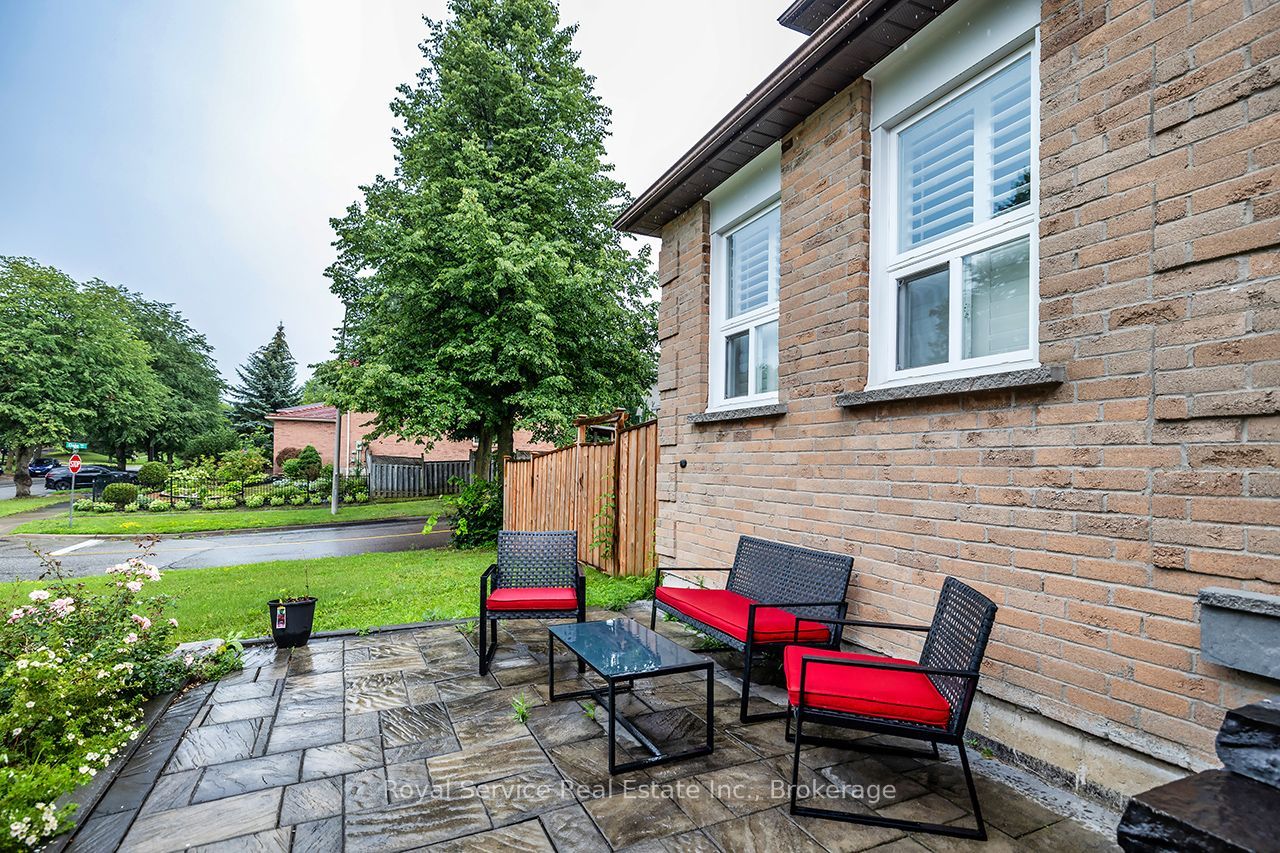 61 Adams Drive, Ajax, ON L1S 5V2 photo 3