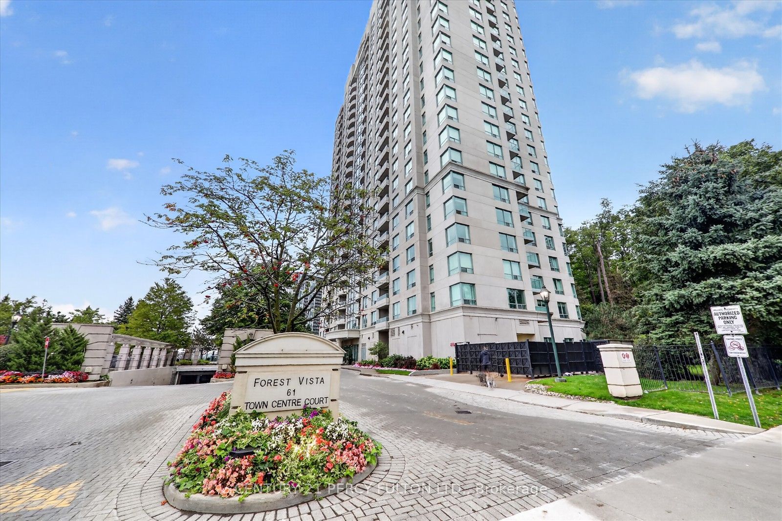 61 Town Centre Court 408, Toronto, ON M1P 5C5 photo 3