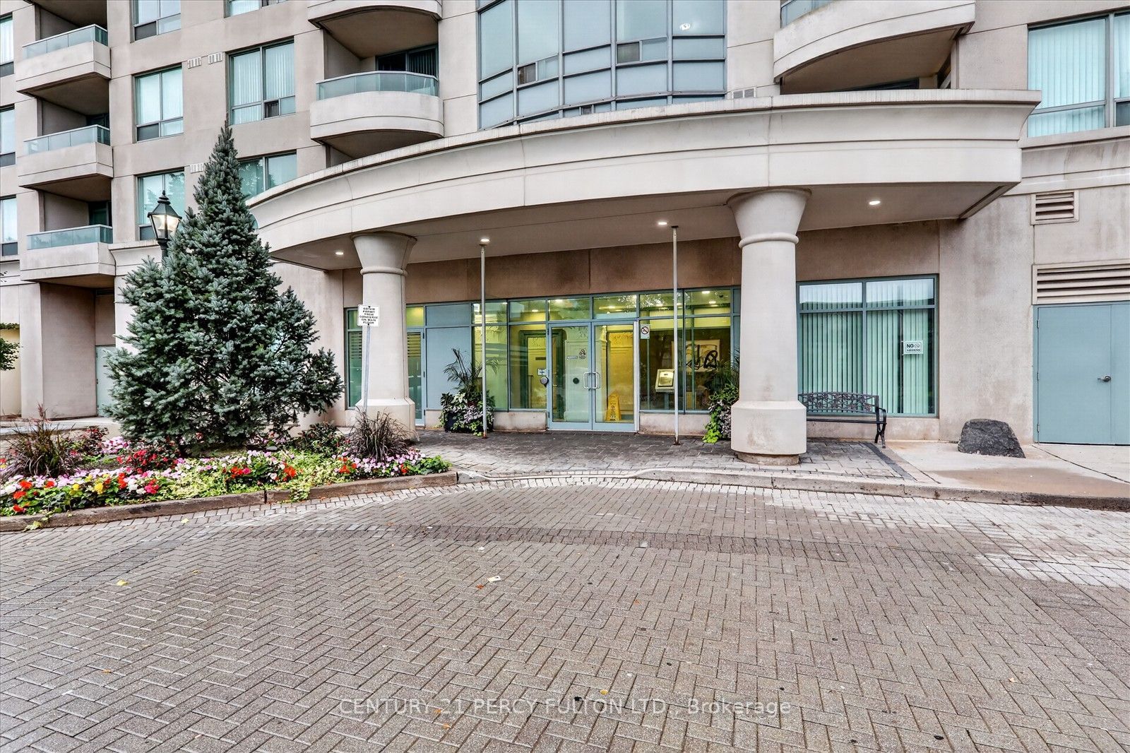 61 Town Centre Court 408, Toronto, ON M1P 5C5 photo 5