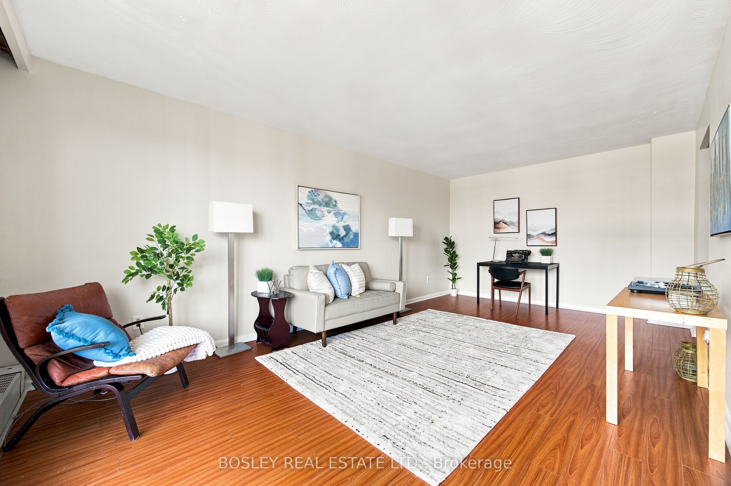 915 Midland Avenue 708, Toronto, ON M1K 4G1 photo 5