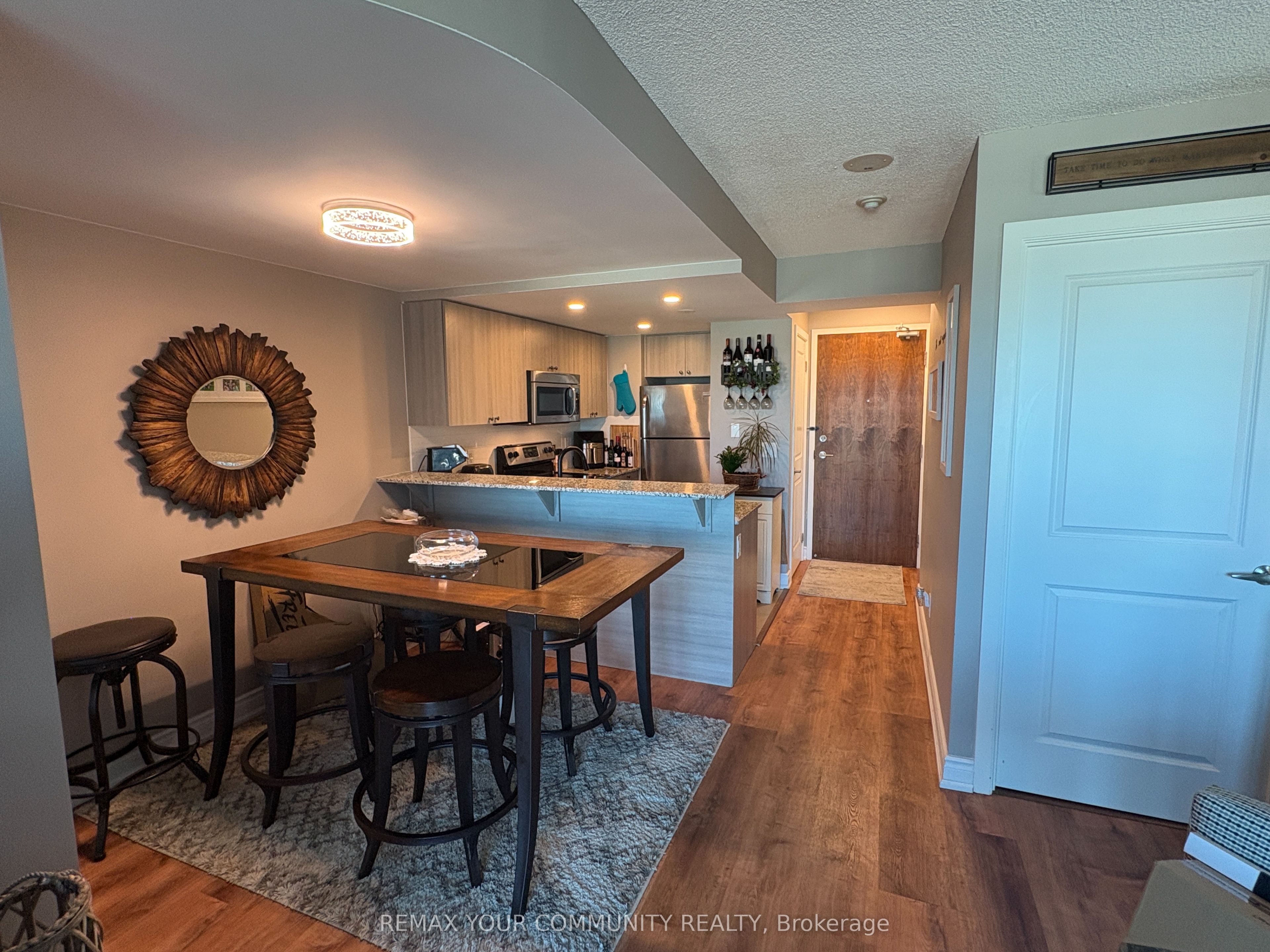 1235 Bayly Street 604, Pickering, ON L1W 1L7 photo 4