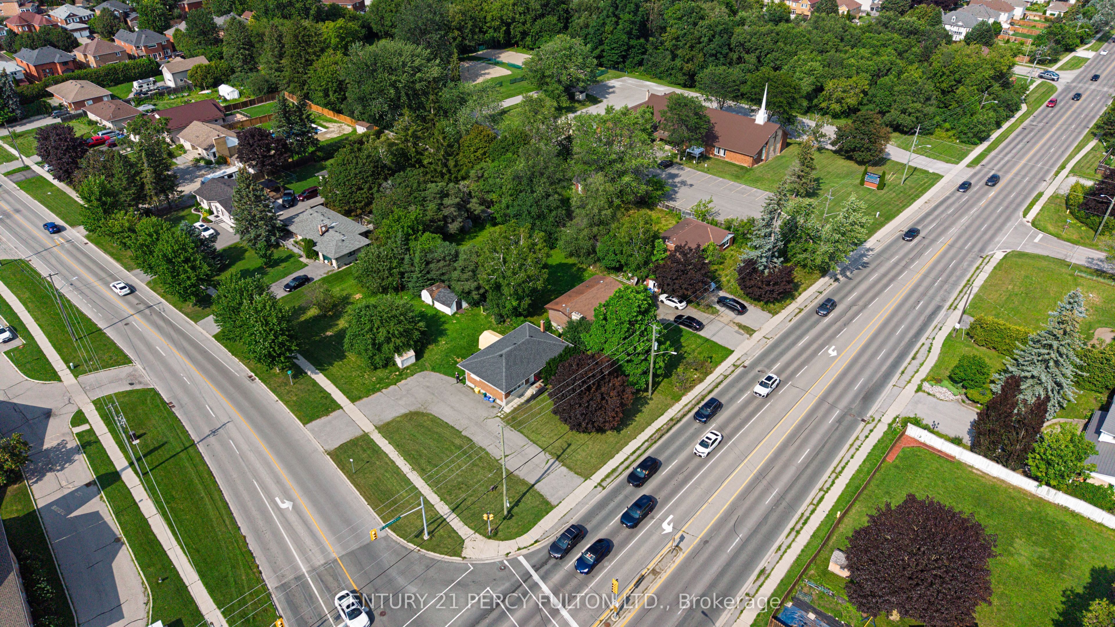 1906 Rossland Road E, Whitby, ON L1N 3P5 photo 4