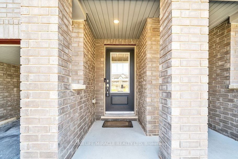137 Danzatore Path 72, Oshawa, ON L1L 0P9 photo 3