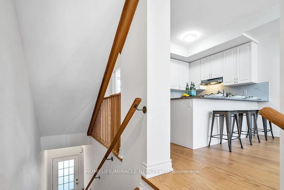 137 Danzatore Path 72, Oshawa, ON L1L 0P9 photo 5