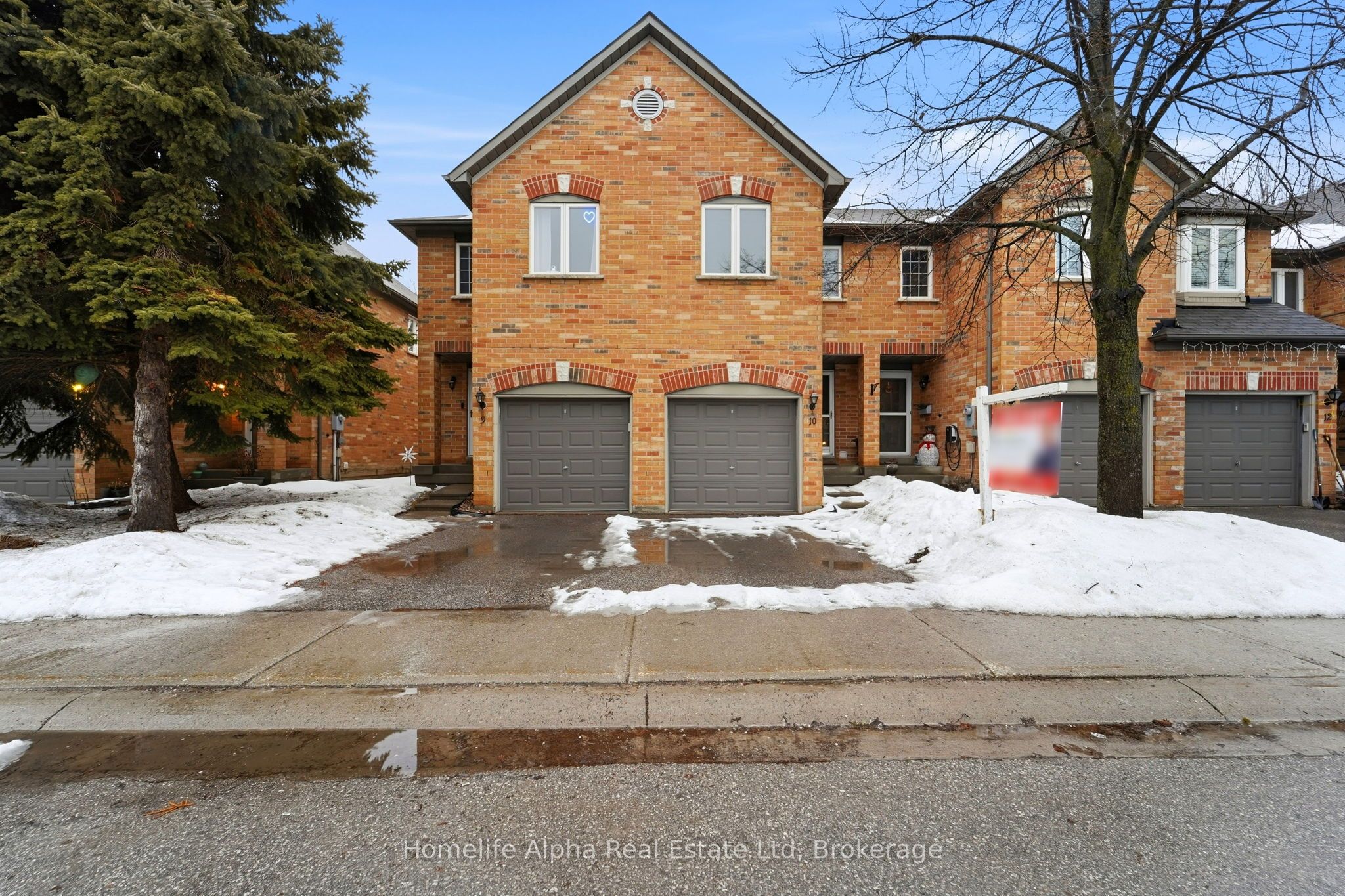 6400 Lawrence Avenue E 10, Toronto, ON M1C 5C7