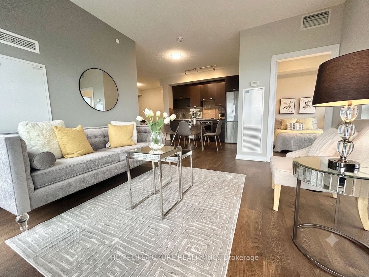 275 Village Green Square 2916, Toronto, ON M1S 0L8 photo 2
