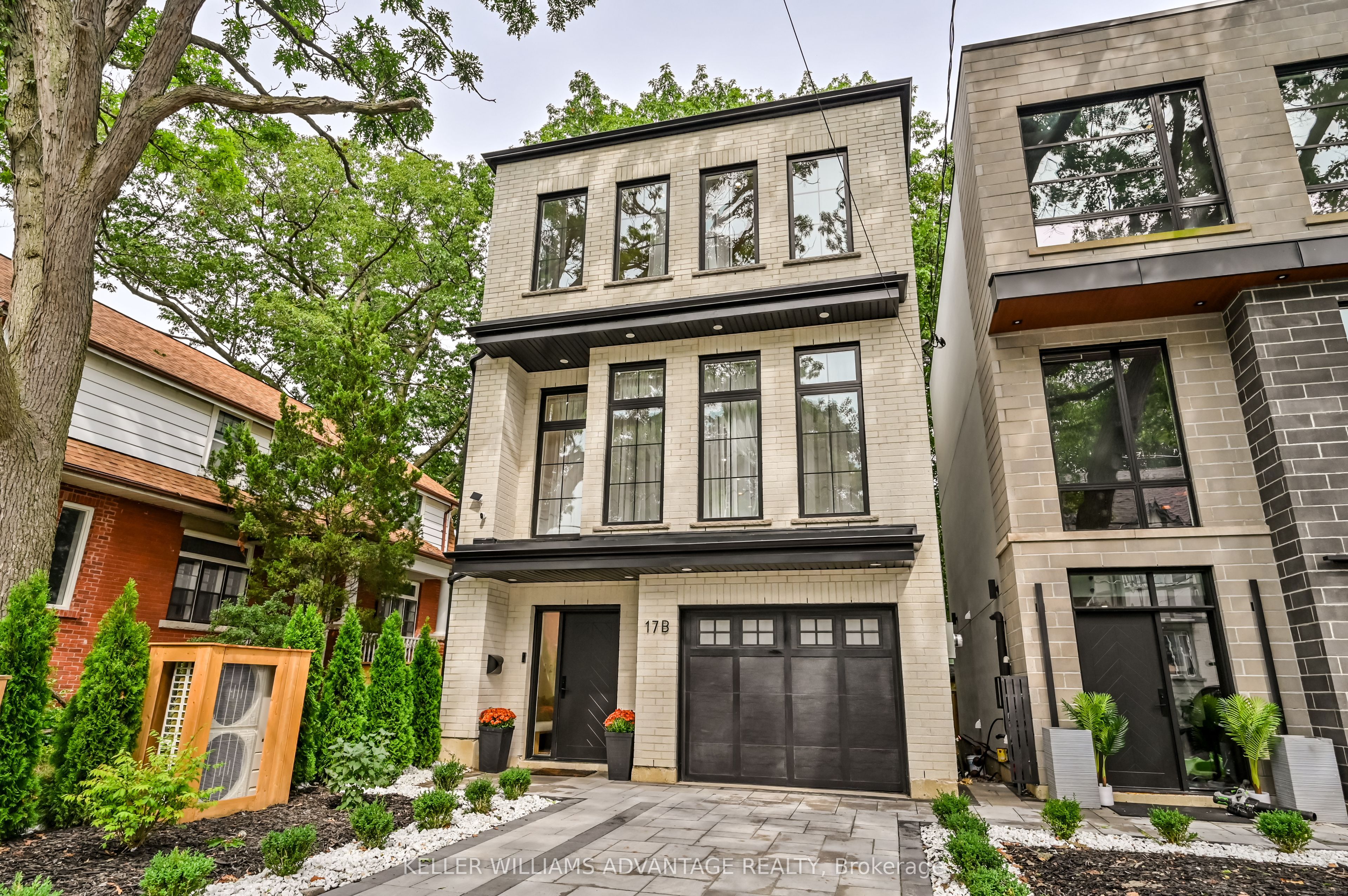 17 B Haig Avenue, Toronto, ON M1N 2W2