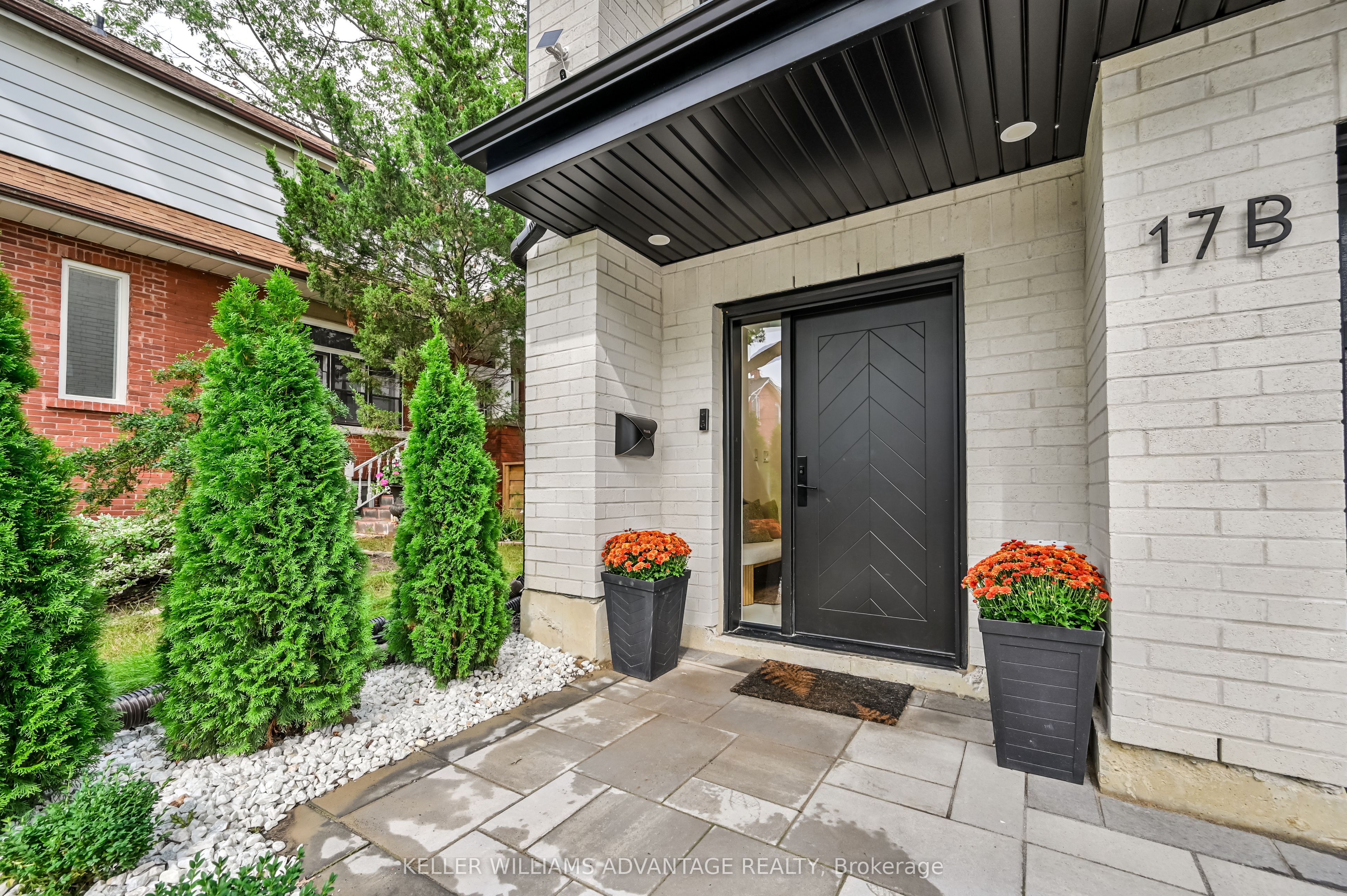 17 B Haig Avenue, Toronto, ON M1N 2W2 photo 2