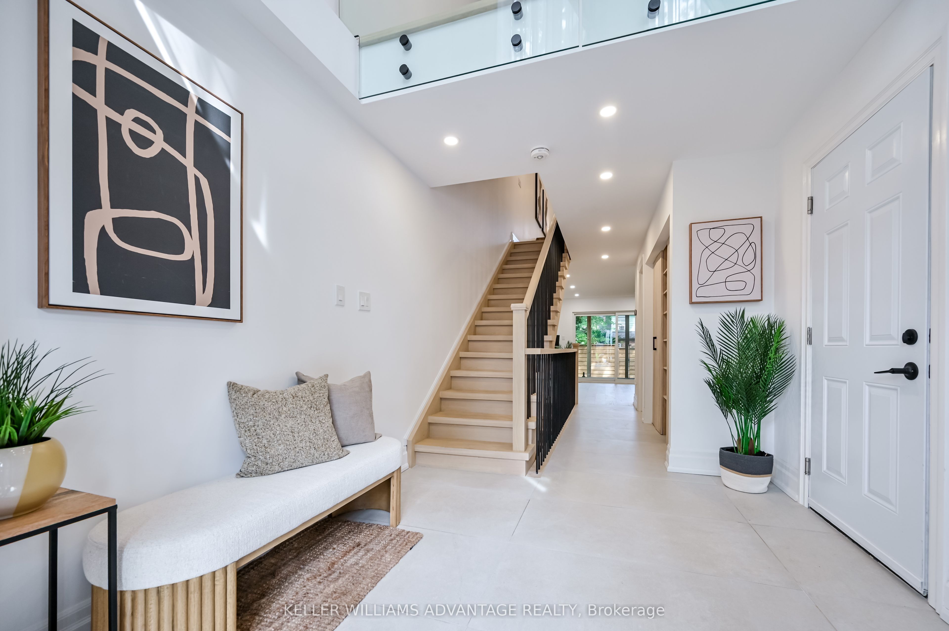 17 B Haig Avenue, Toronto, ON M1N 2W2 photo 3