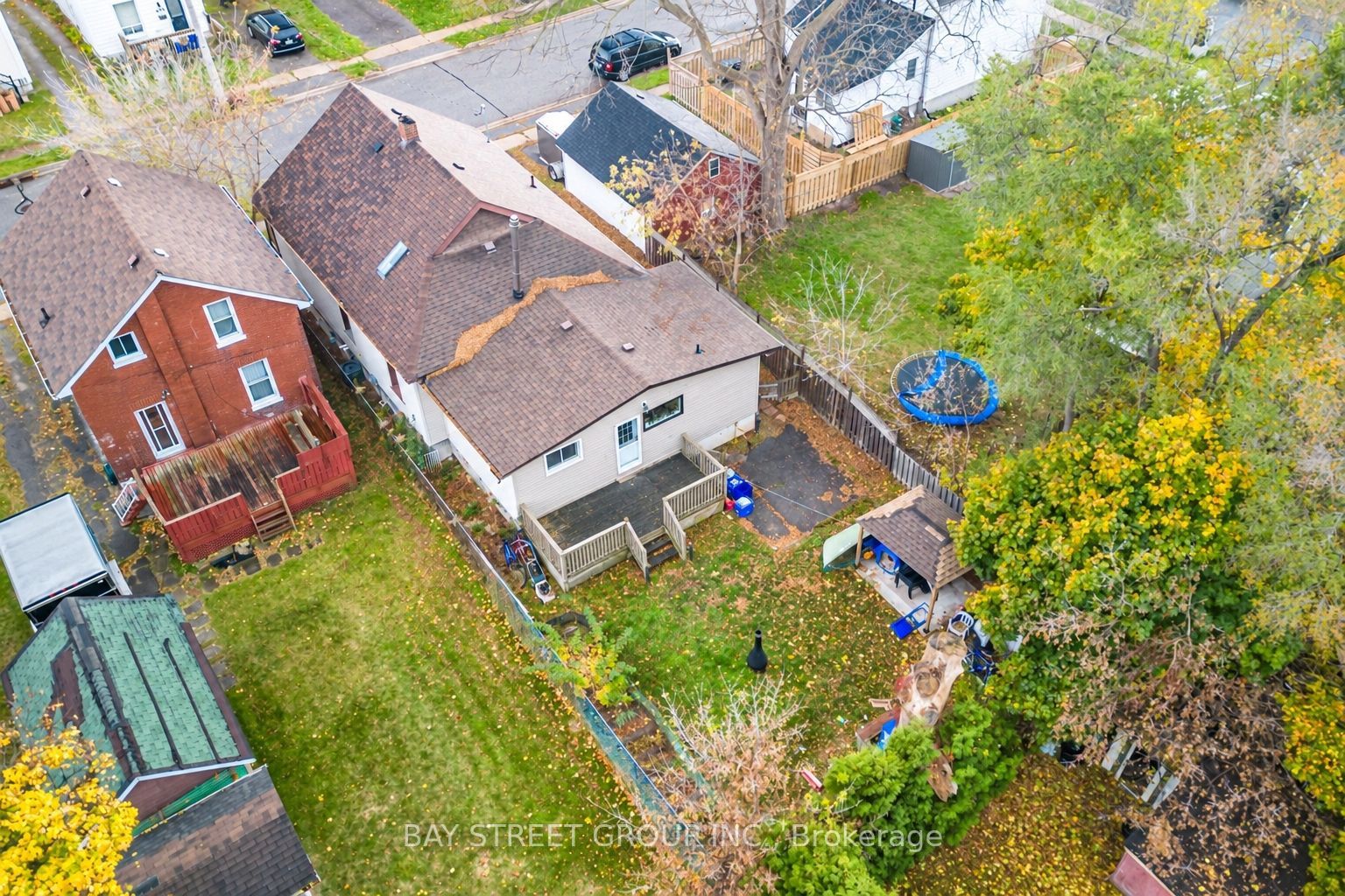 116 Summer Street, Oshawa, ON L1H 2K9 photo 2
