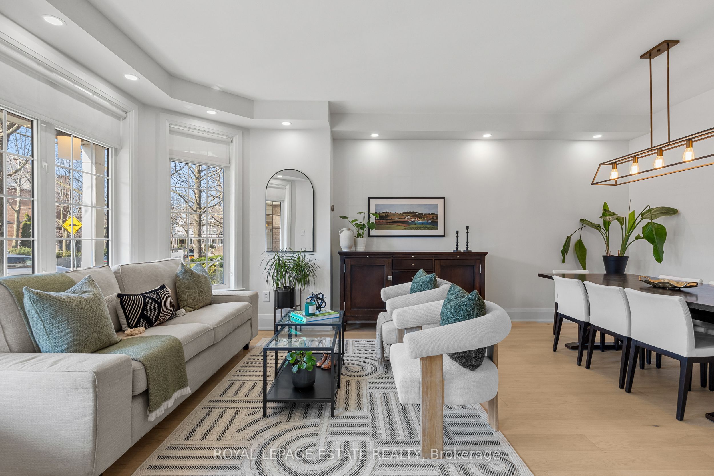 95 Boardwalk Drive, Toronto, ON M4L 3X9 photo 5