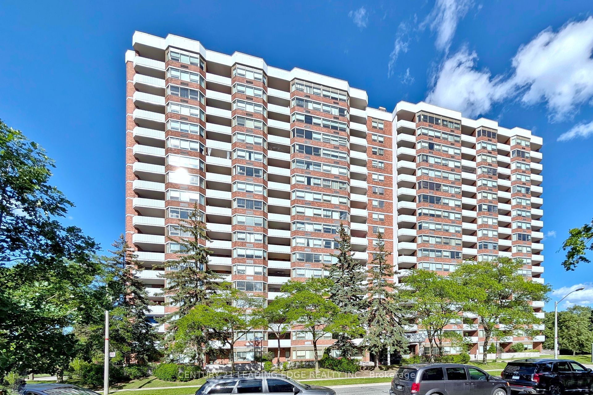121 Ling Road 1910, Toronto, ON M1E 4Y2 photo 2