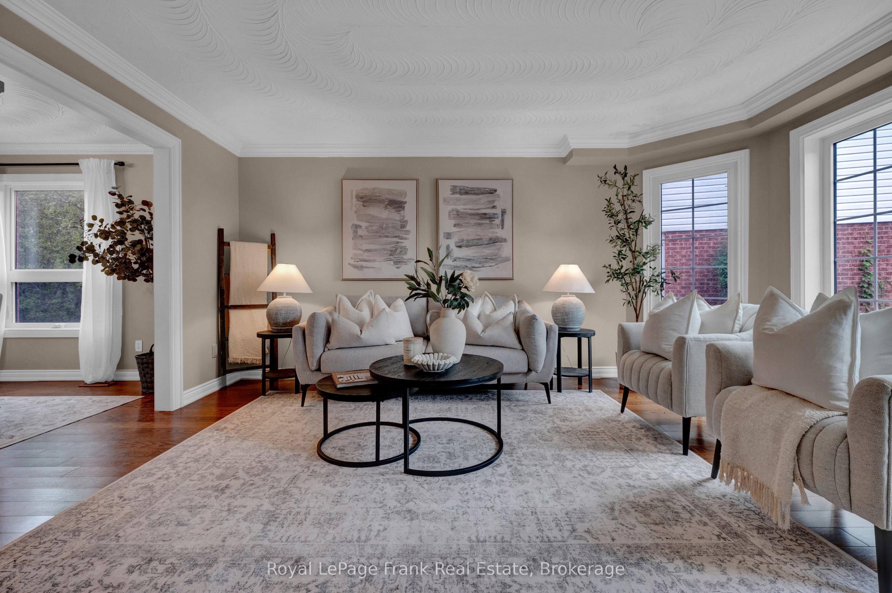 37 Living Court, Clarington, ON L1E 2V6 photo 5