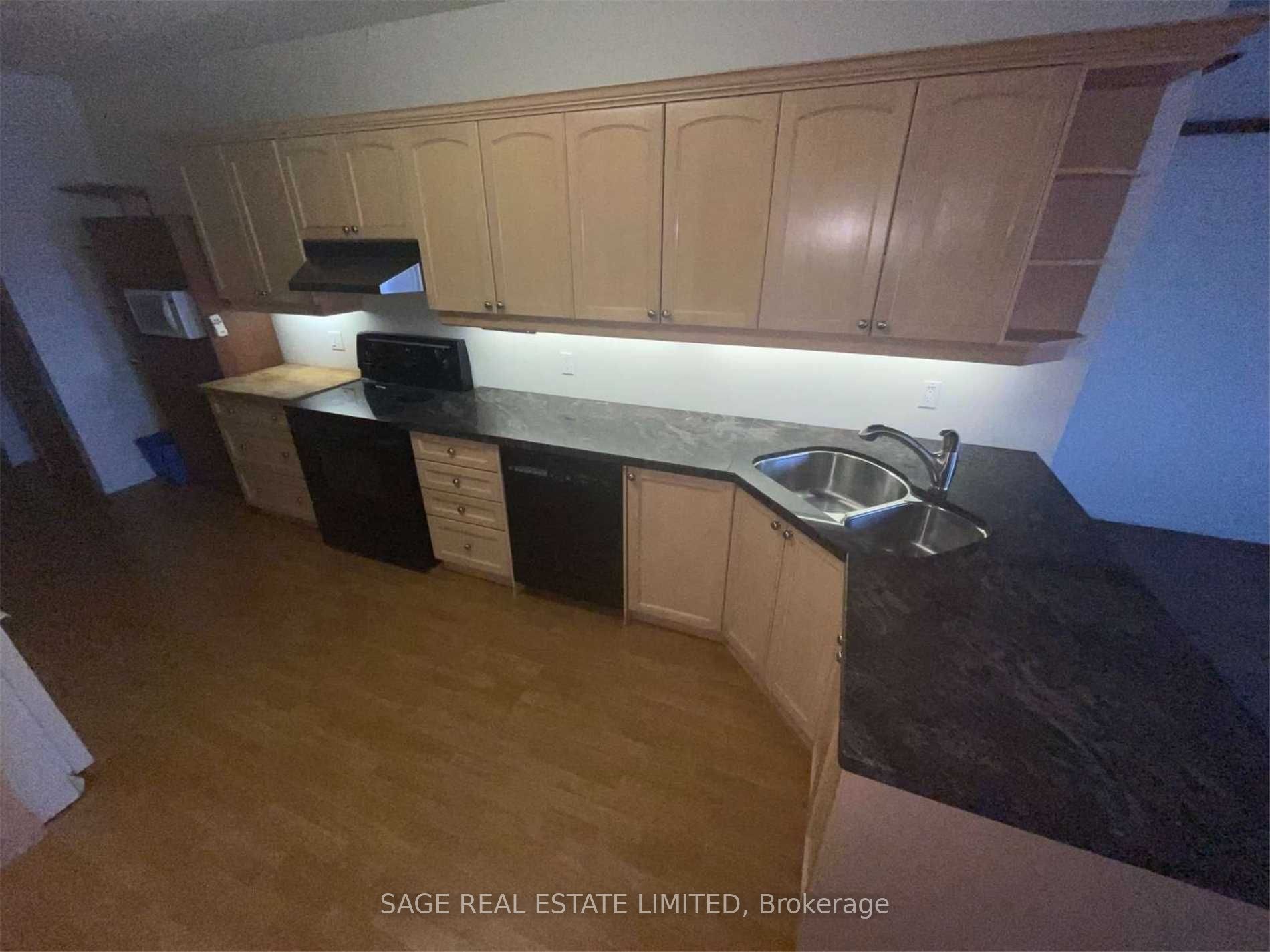 2500 Kingston Road 2, Toronto, ON M1N 1V3 photo 3