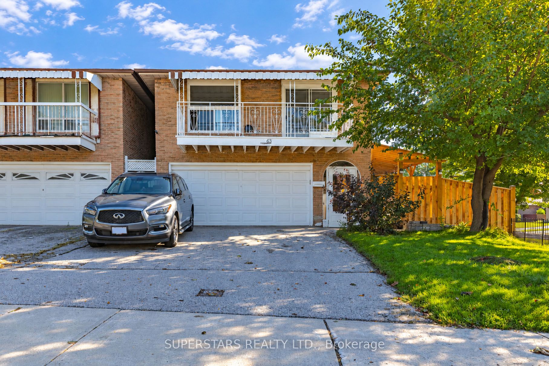 63 La Peer Boulevard, Toronto, ON M1W 2H4 photo 2
