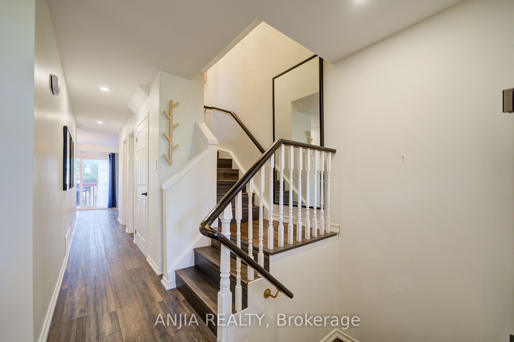 63 Enchanted Hills Crescent, Toronto, ON M1V 3N9 photo 5