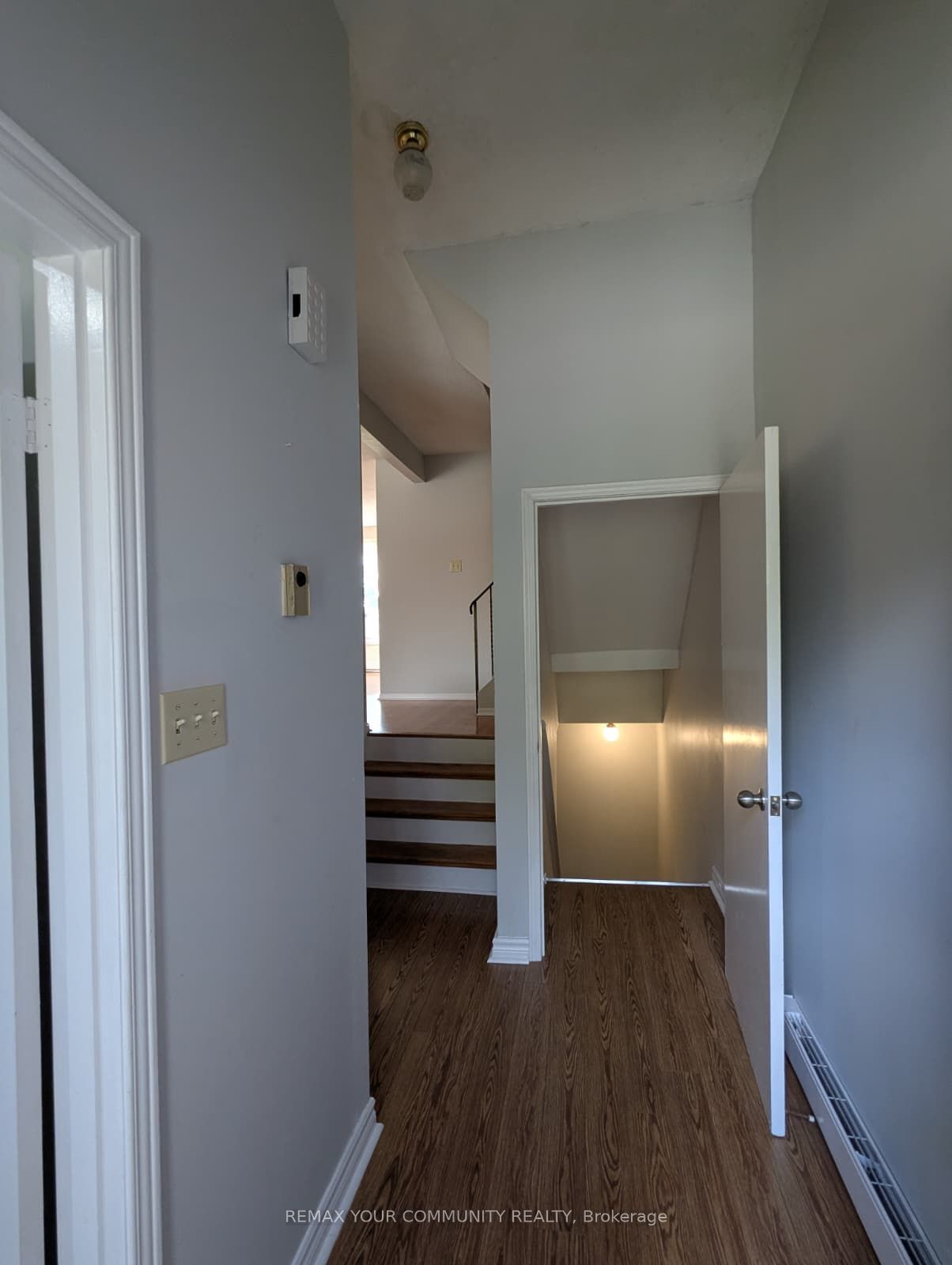 765 Oklahoma Drive 4, Pickering, ON L1W 3C9 photo 2