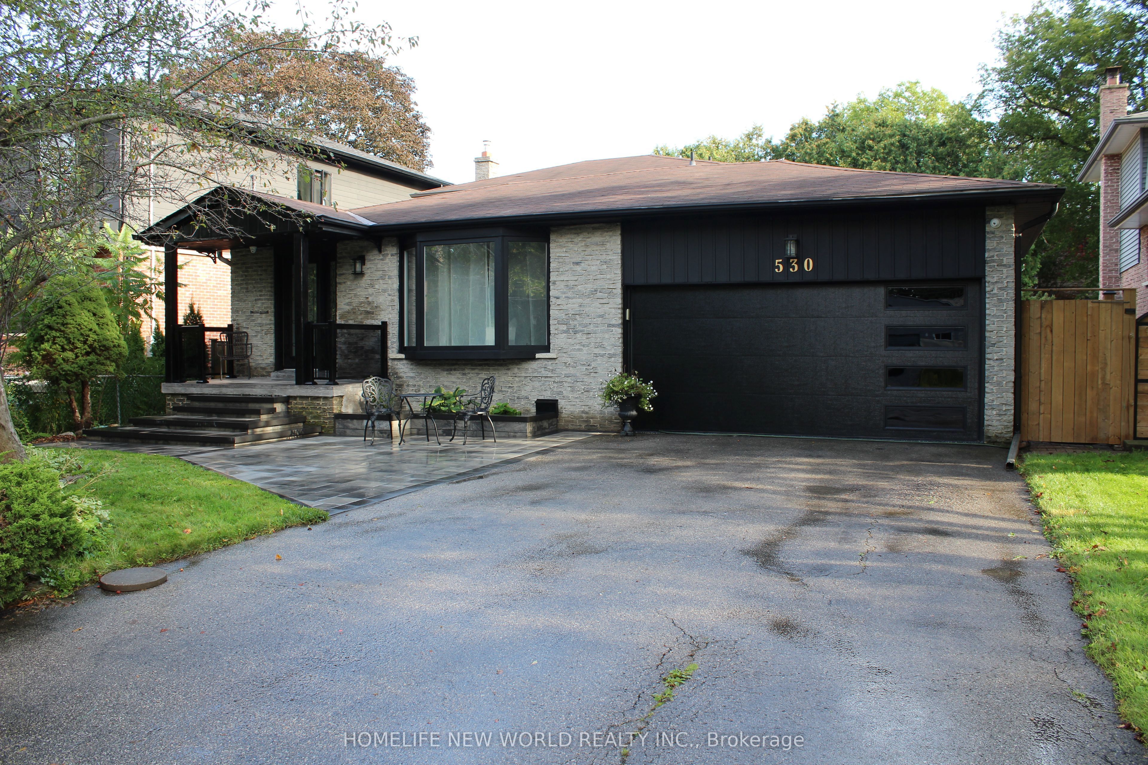 530 Rouge Hills Drive, Toronto, ON M1C 2Z8
