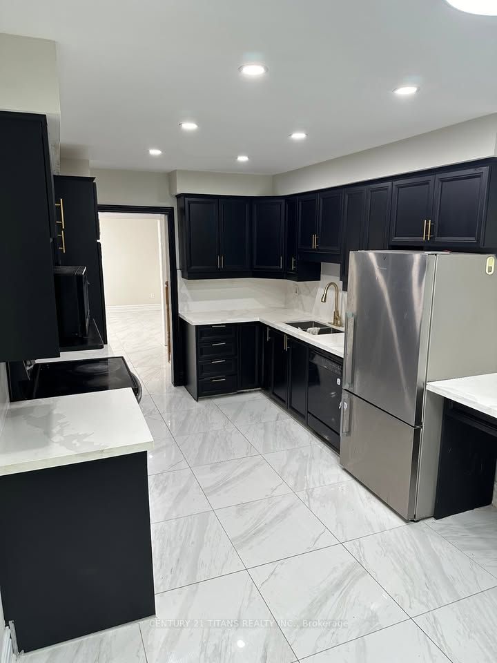 30 Clements Road E, Ajax, ON L1S 1K8 photo 3