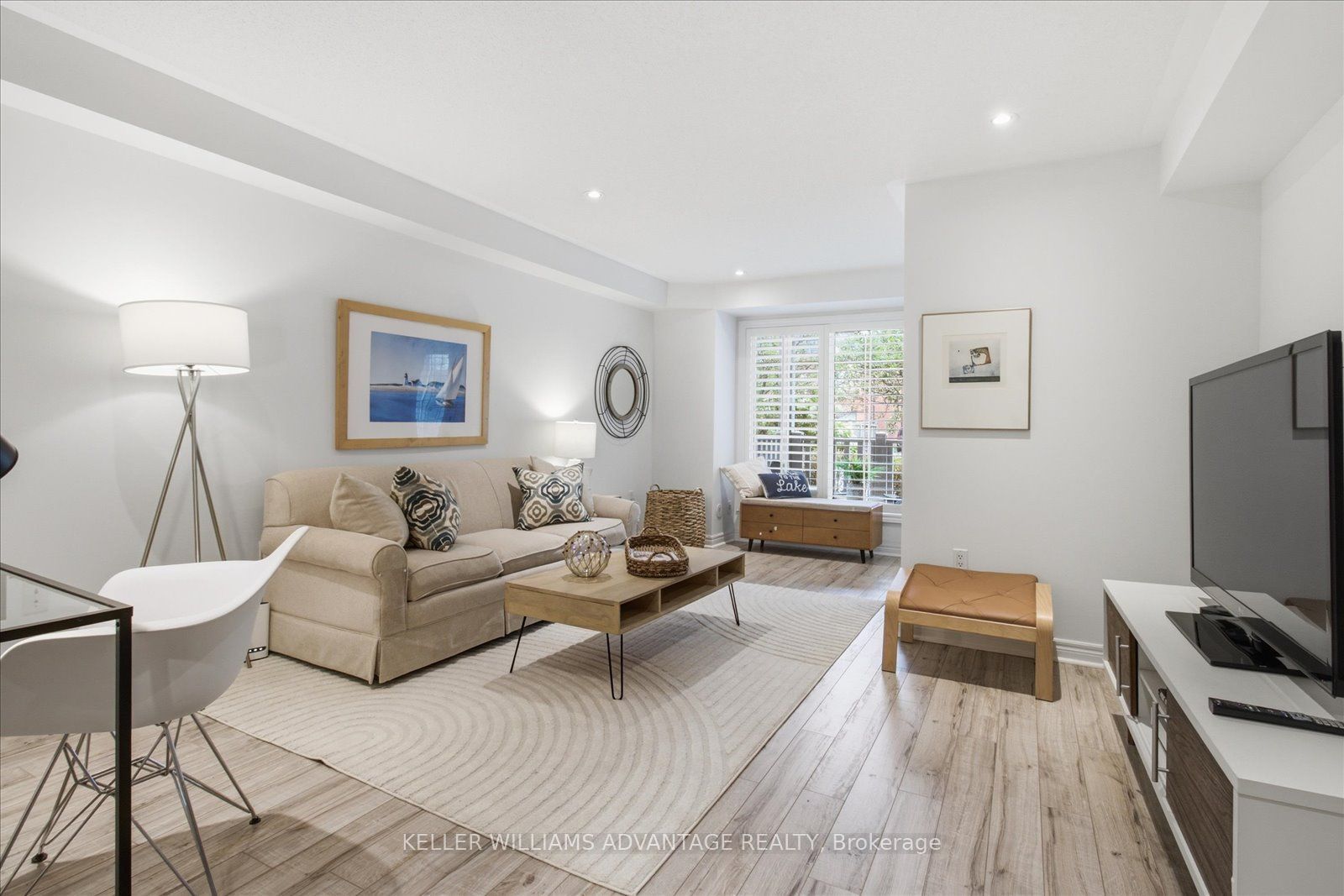 78 Woodbine Avenue, Toronto, ON M4L 2A2 photo 4