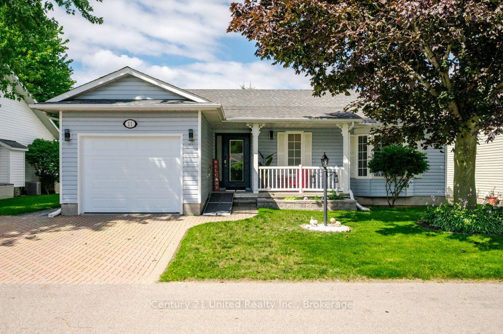 11 Algonquin Trail, Clarington, ON L1B 1A1