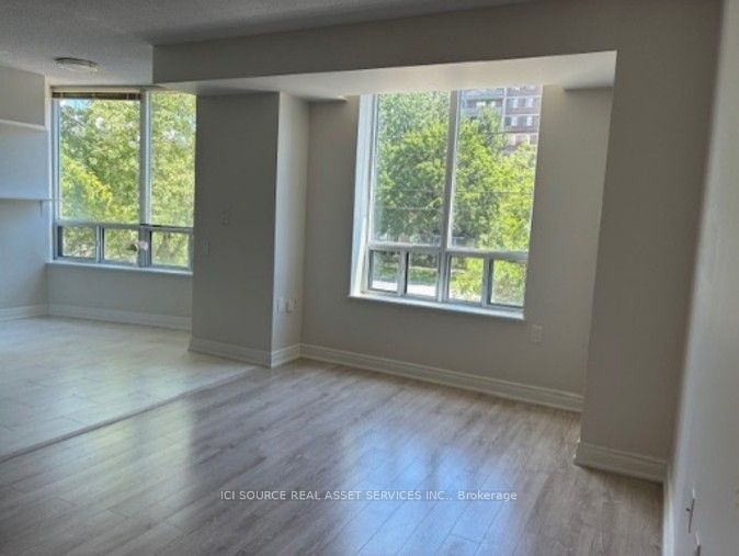 2800 Warden Avenue 103, Toronto, ON M1W 3Z6 photo 3