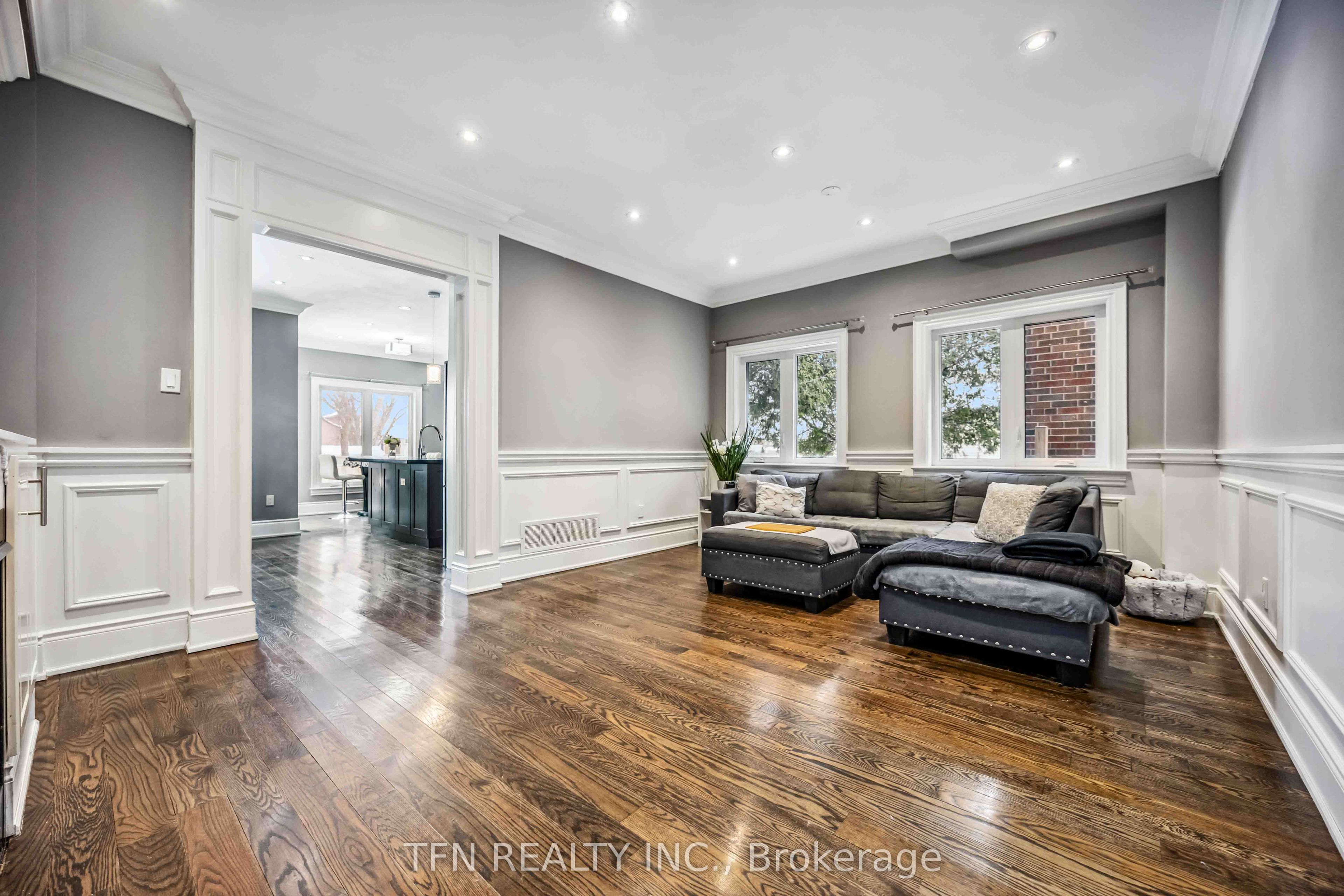 282B Aylesworth Avenue, Toronto, ON M1N 2K2 photo 5