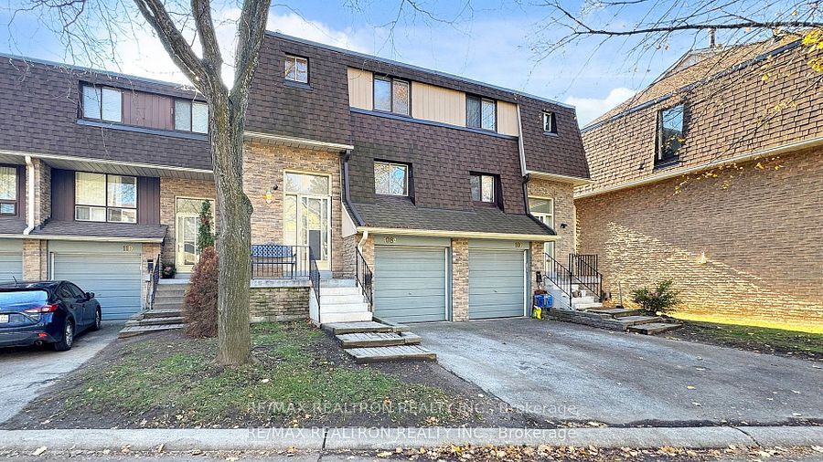 371 Orton Park Road 108, Toronto, ON M1G 3V1 photo 2