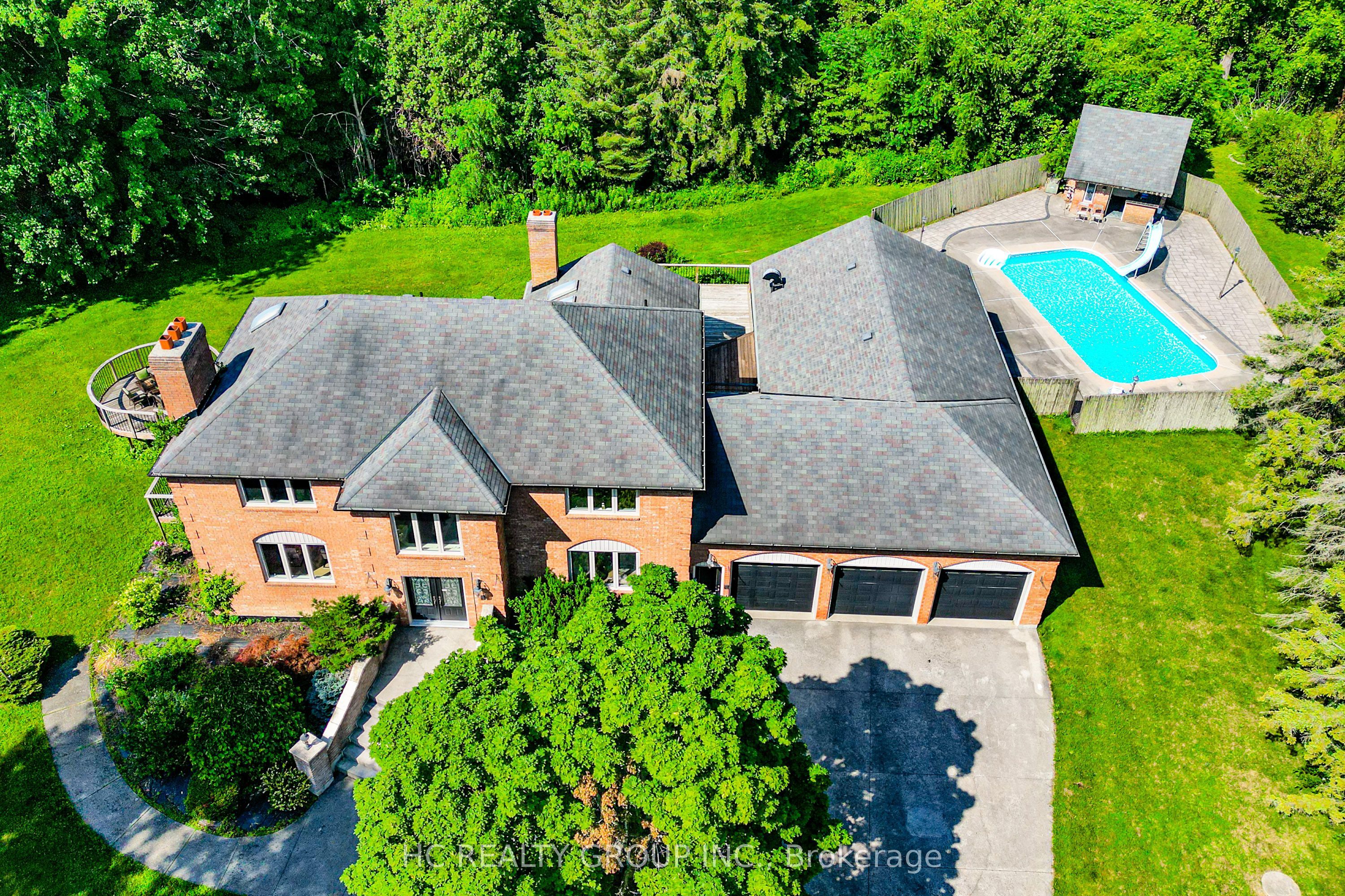 12 Bunting Court, Ajax, ON L1T 3S5 photo 2