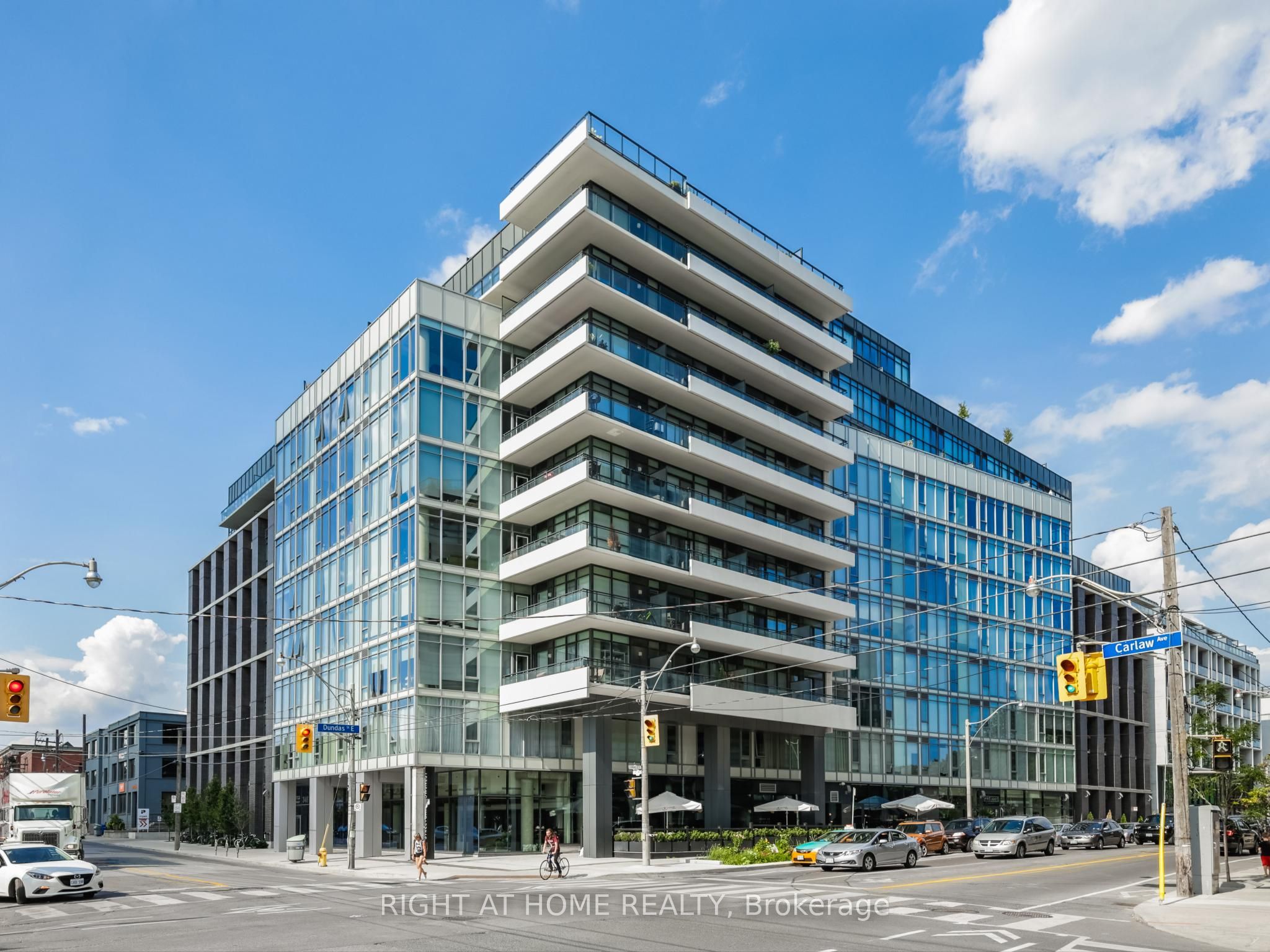 1190 Dundas Street E 627, Toronto, ON M4M 0C5 photo 2