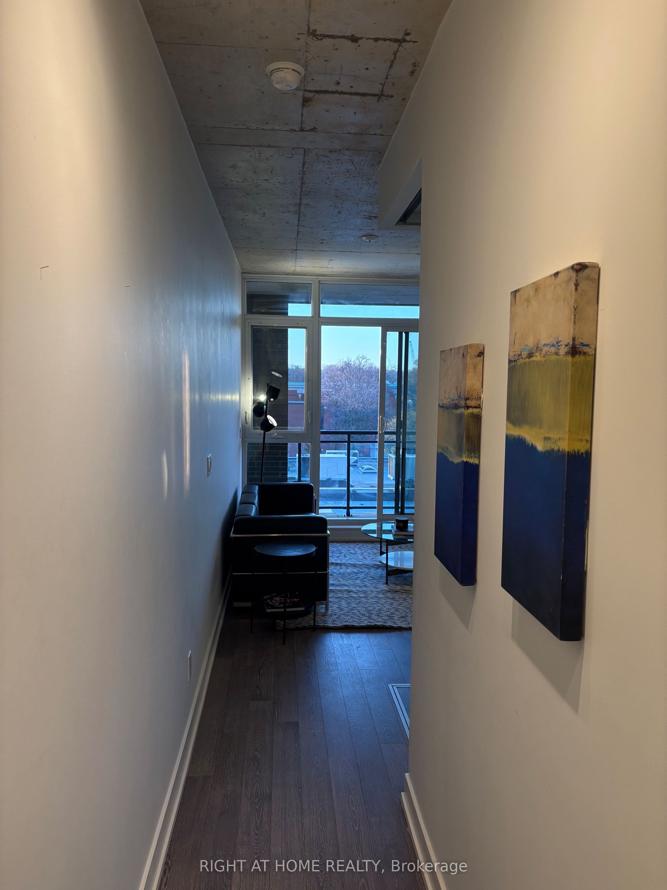 1190 Dundas Street E 627, Toronto, ON M4M 0C5 photo 5