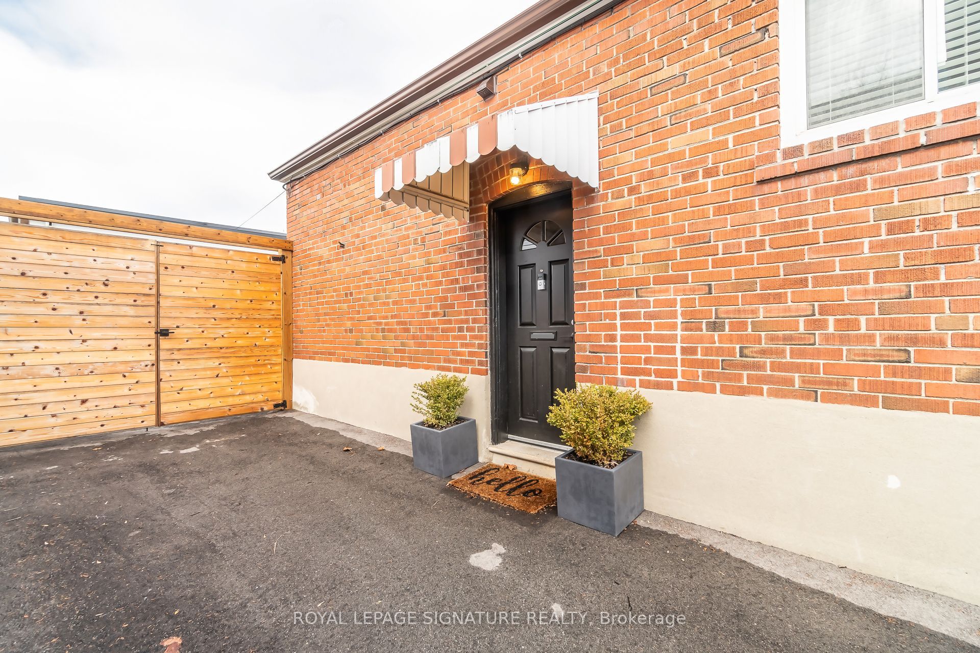 46 Karnwood Drive Bsmt, Toronto, ON M1L 2Z6 photo 2