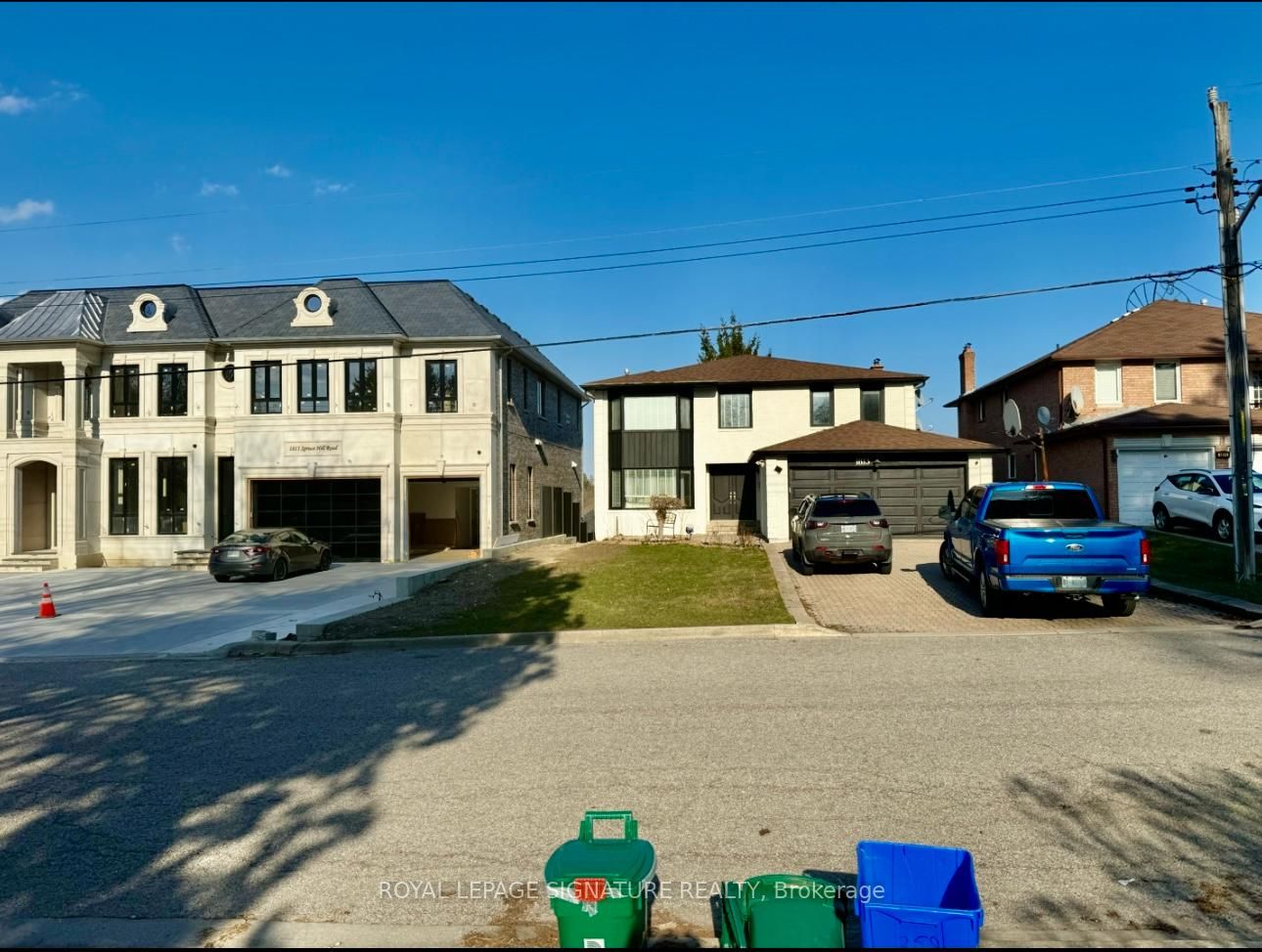 1813 Spruce Hill Road, Pickering, ON L1V 1S5 photo 2