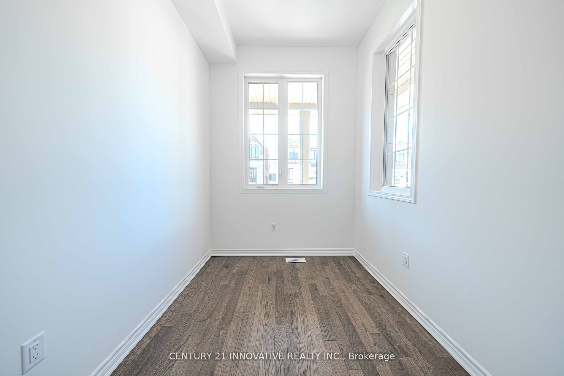 1849 Passionfruit Grove, Pickering, ON L1Y 0B5 photo 3