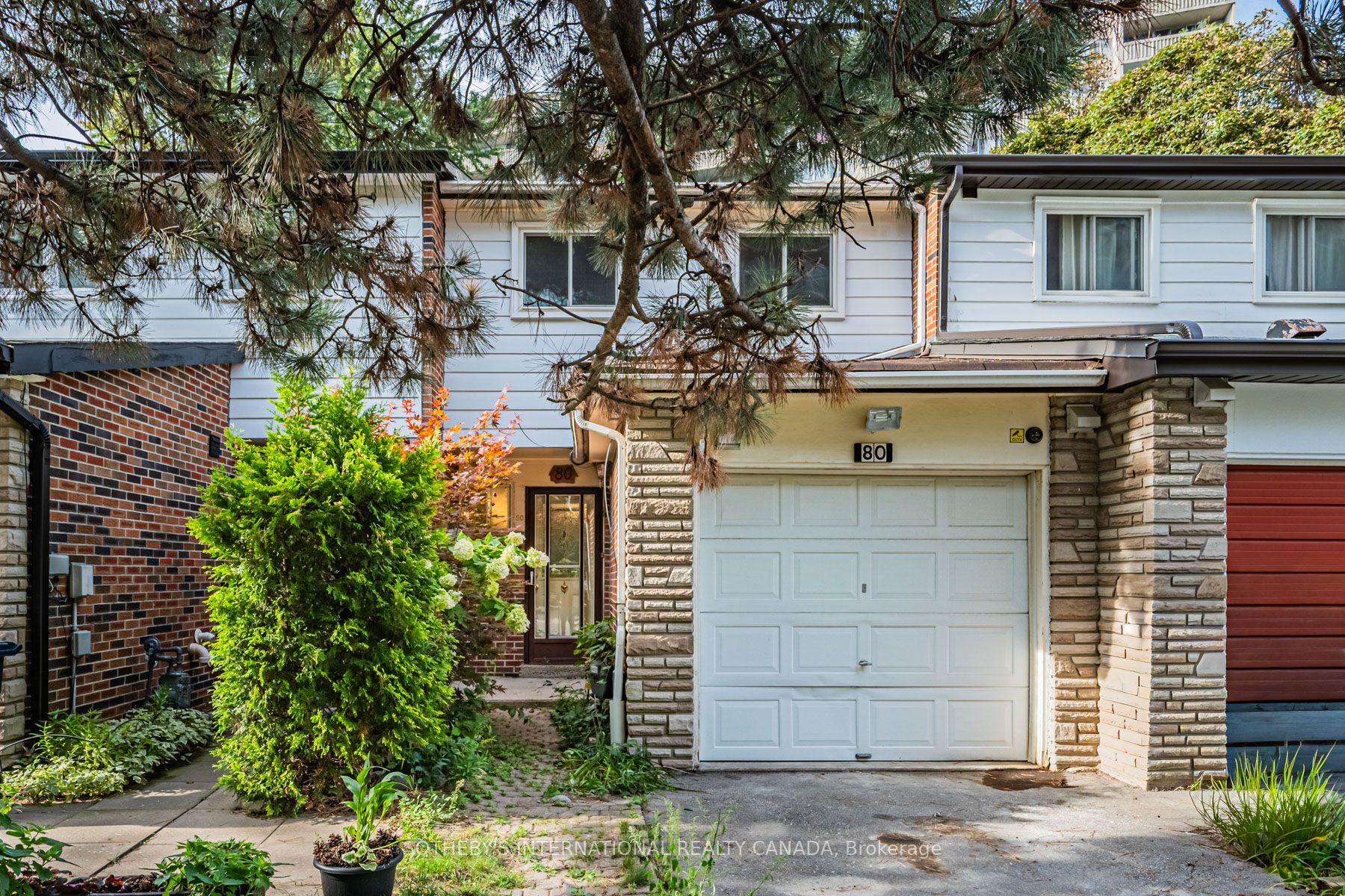 80 Halsey Avenue, Toronto, ON M4B 1A9