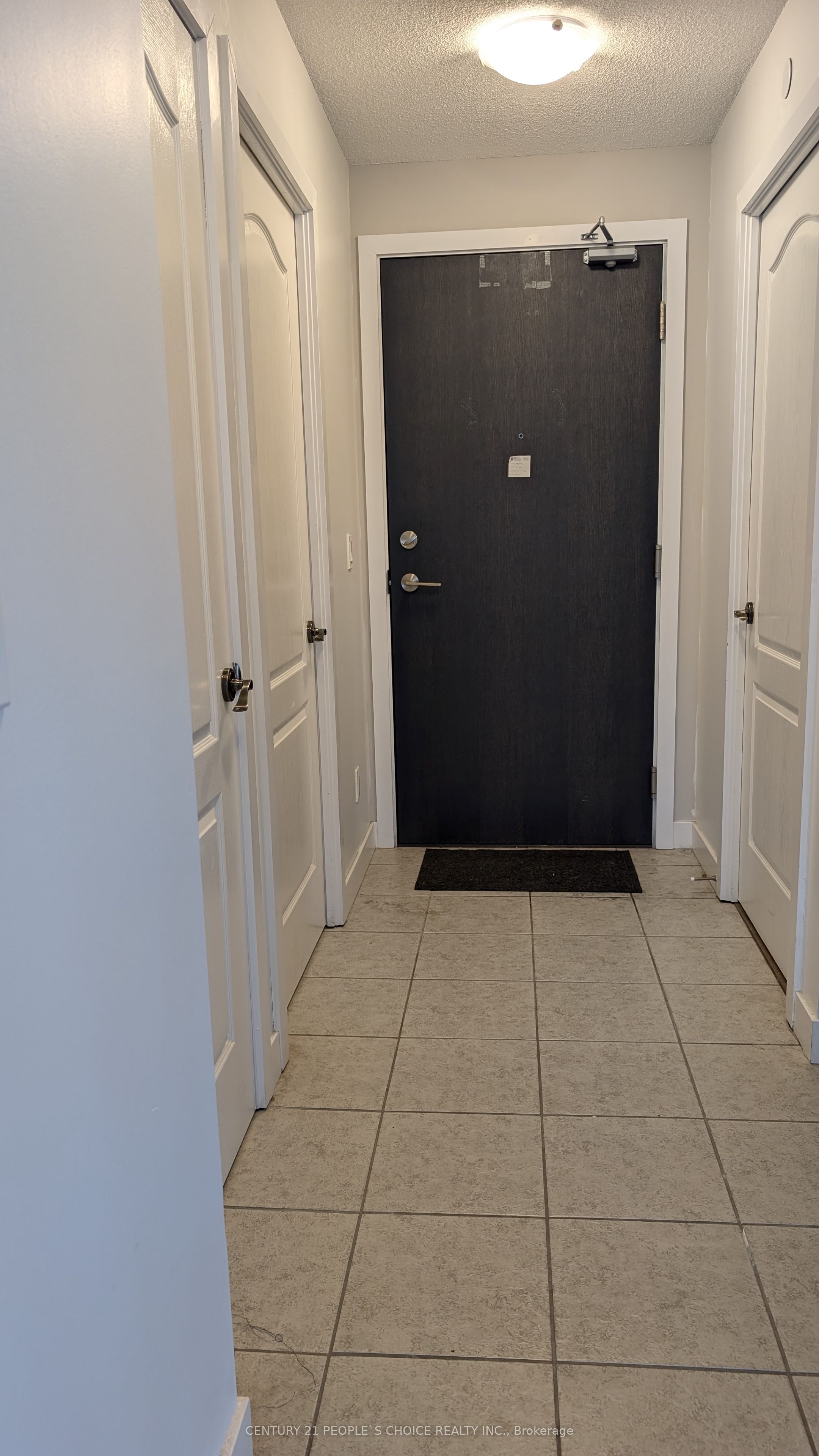 8 Trent Avenue 324, Toronto, ON M4C 0A6 photo 3