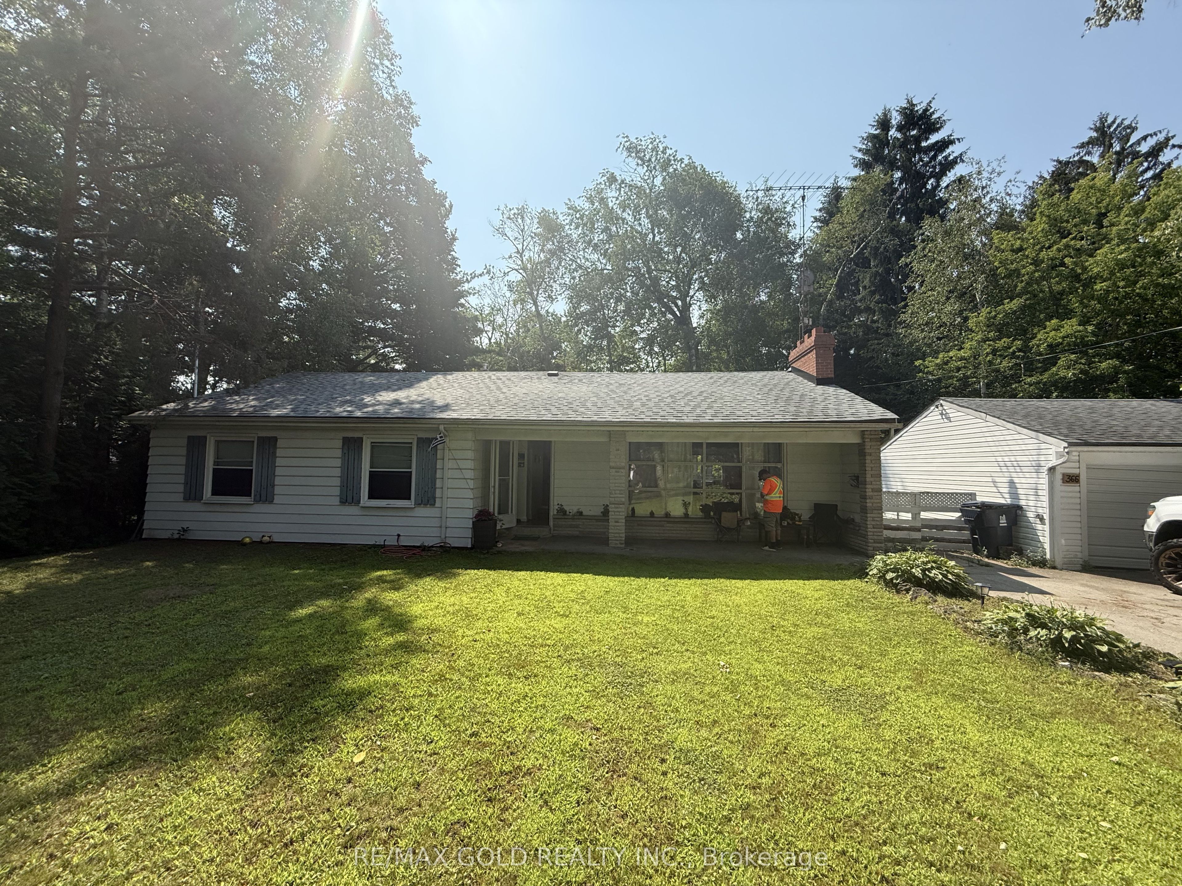 366 Beechgrove Drive, Toronto, ON M1E 4A5