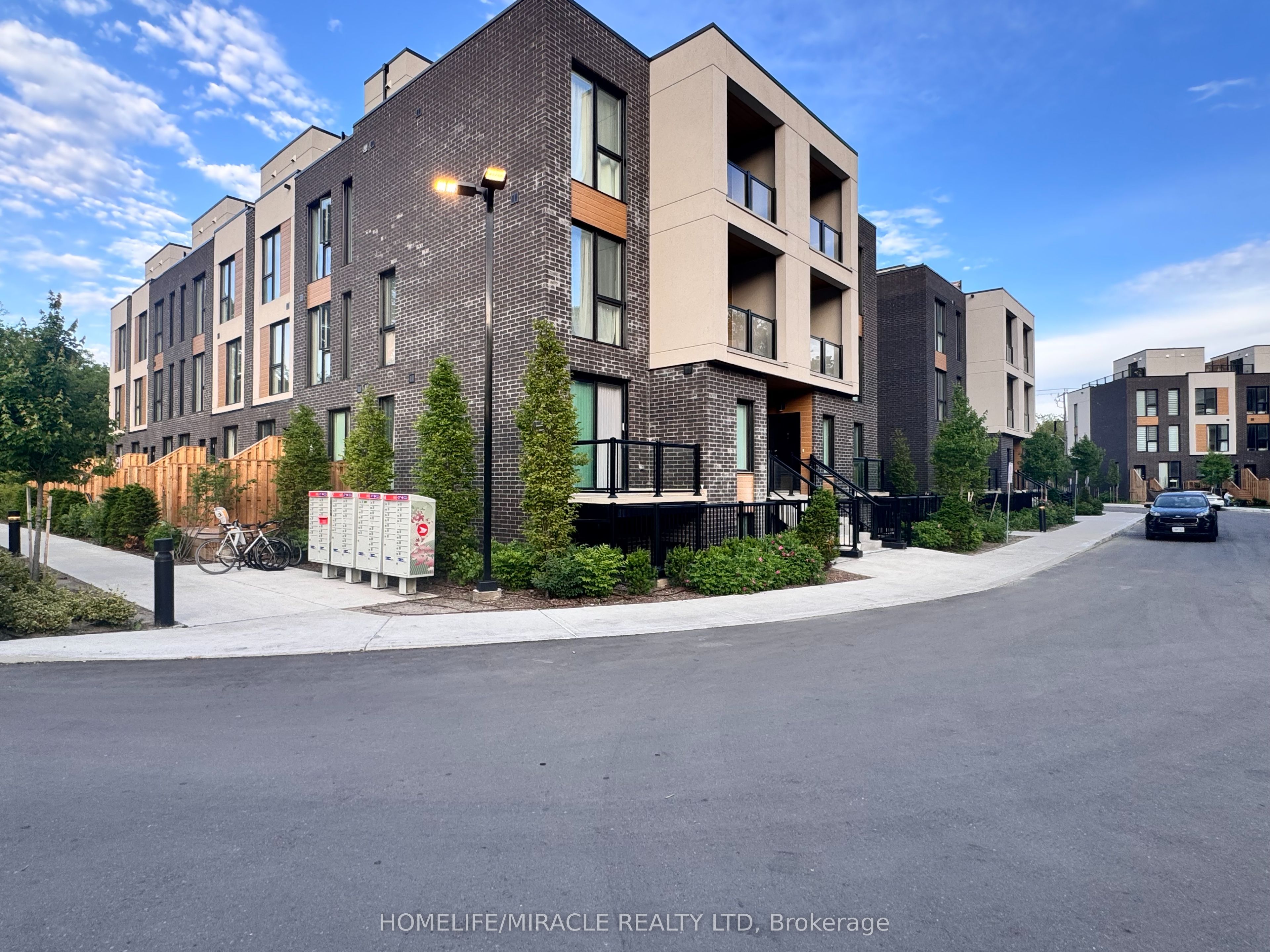 176 Clonmore Drive 4, Toronto, ON M1N 1Y1 photo 3