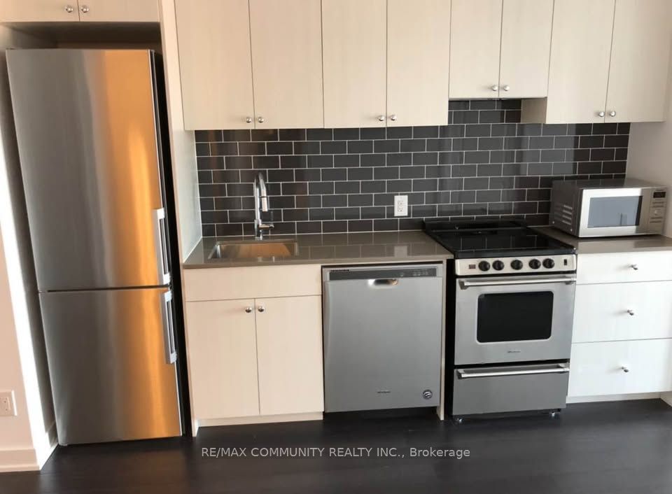 2799 Kingston Road 521, Toronto, ON M1M 1N1 photo 5