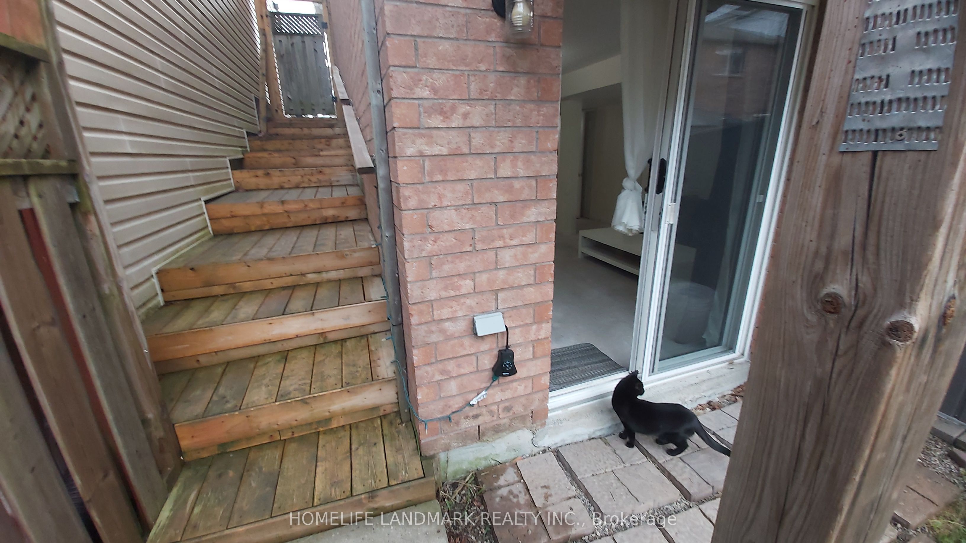 35 Vessel Crescent Lower Walk-out, Toronto, ON M1C 5K6 photo 3