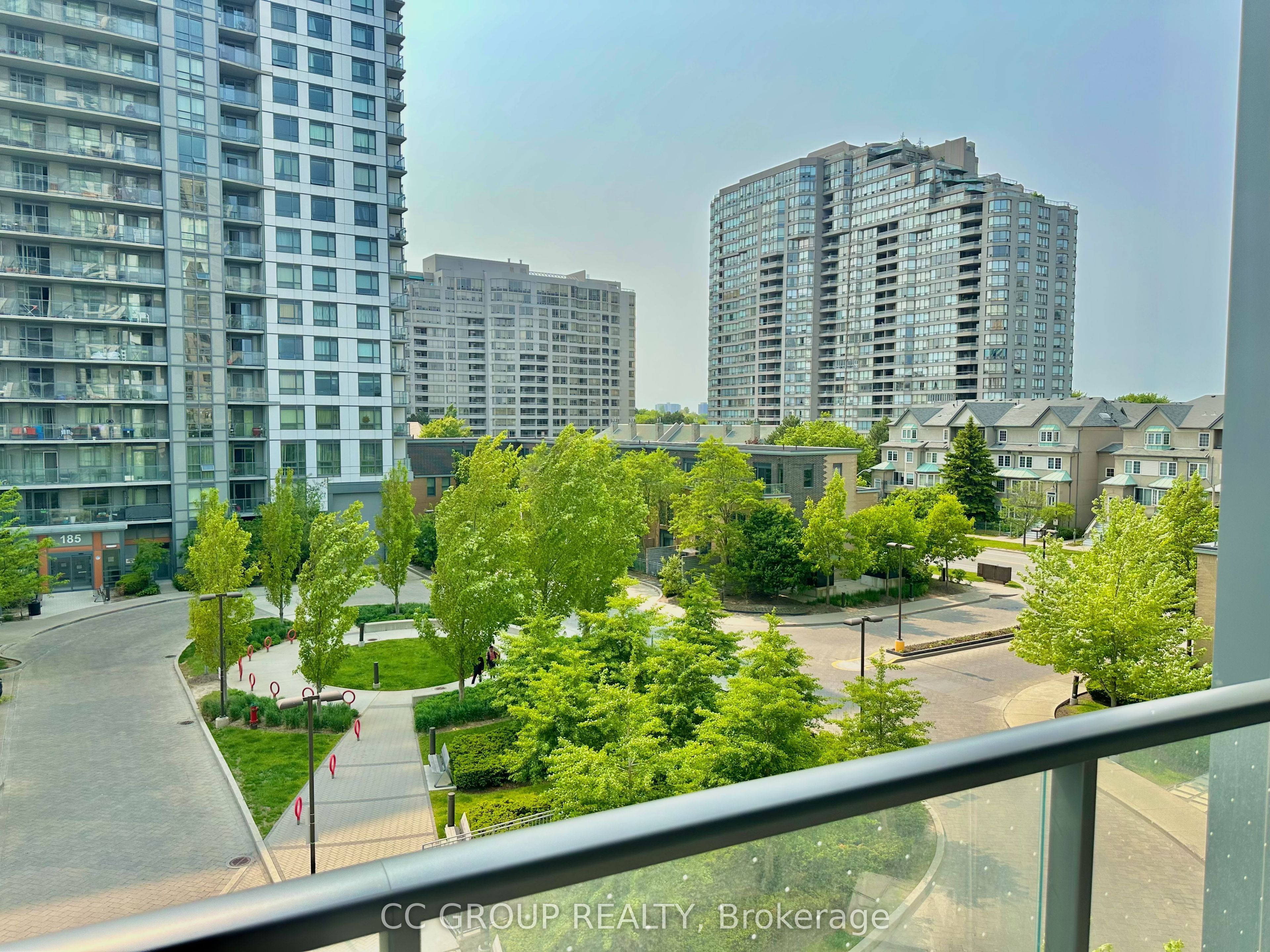 195 Bonis Avenue 402, Toronto, ON M1T 0A5 photo 2