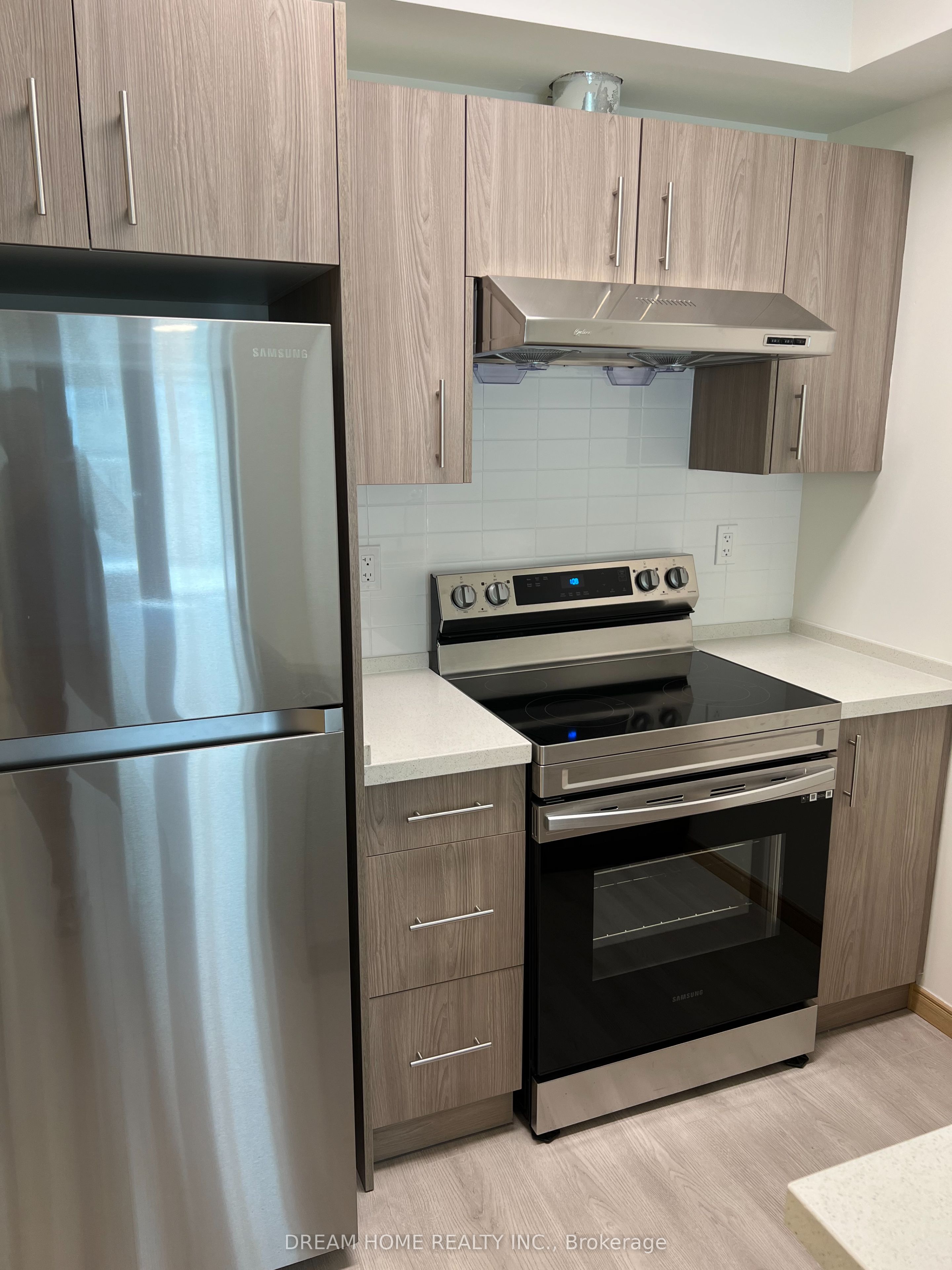 50 Morecambe Gate B106, Toronto, ON M1W 2N6 photo 2