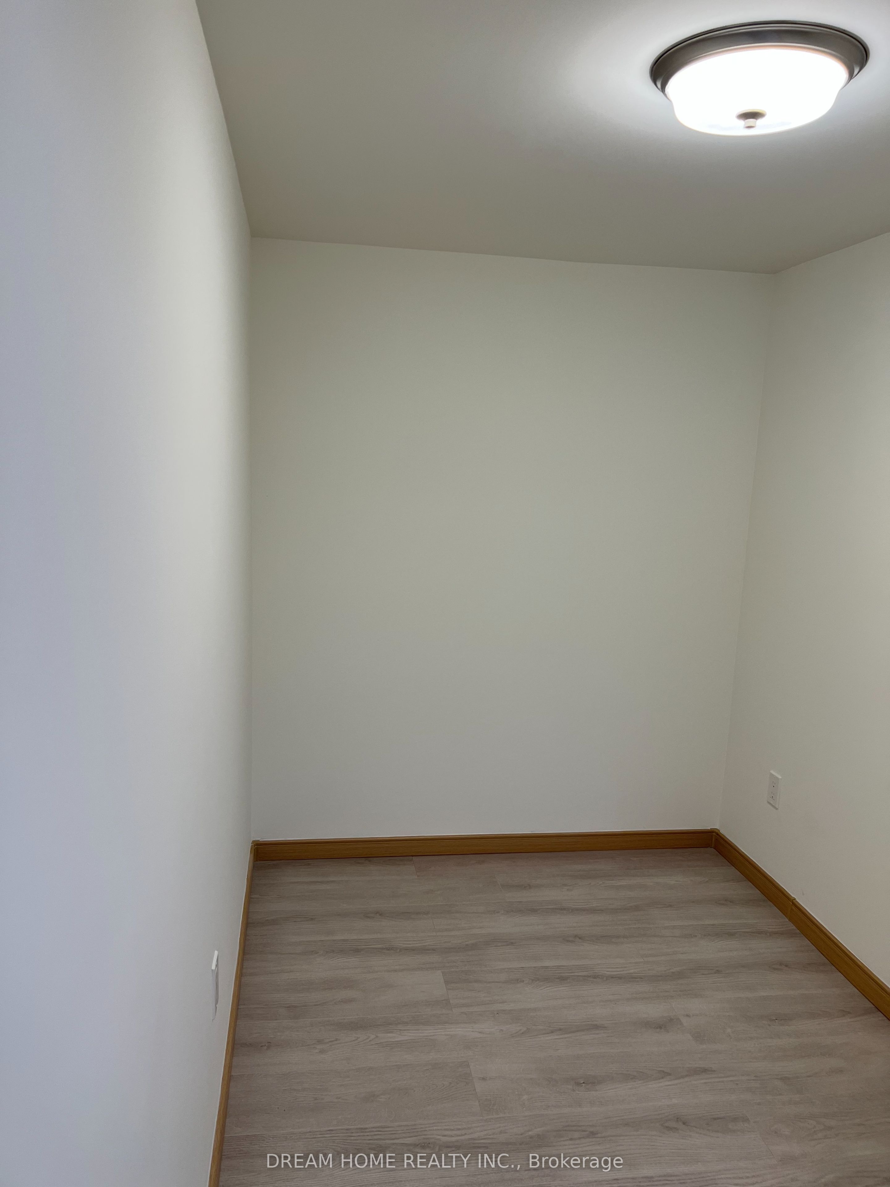 50 Morecambe Gate B106, Toronto, ON M1W 2N6 photo 5