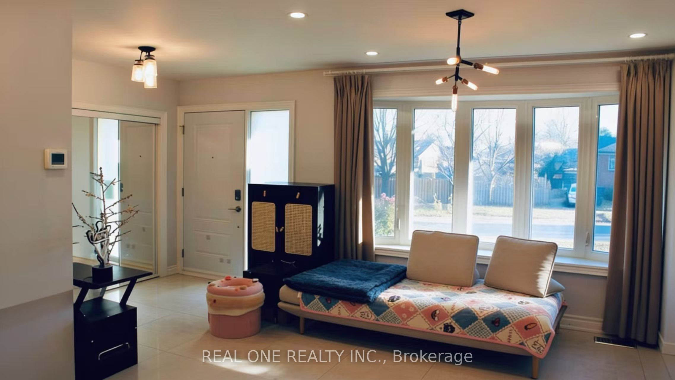 69 Stanwell Drive, Toronto, ON M1P 4H6 photo 2