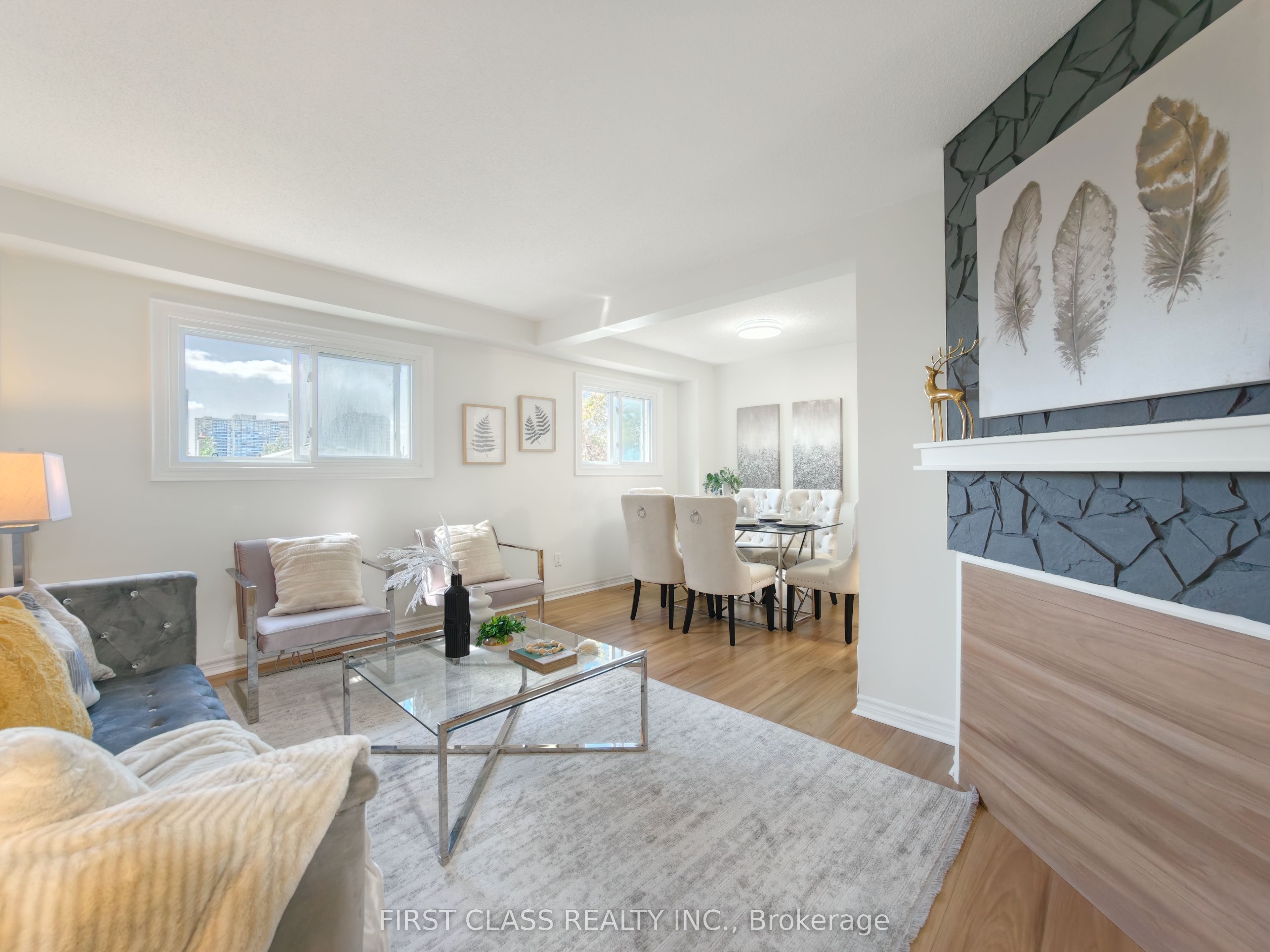62 Muirlands Drive, Toronto, ON M1V 2B4 photo 4
