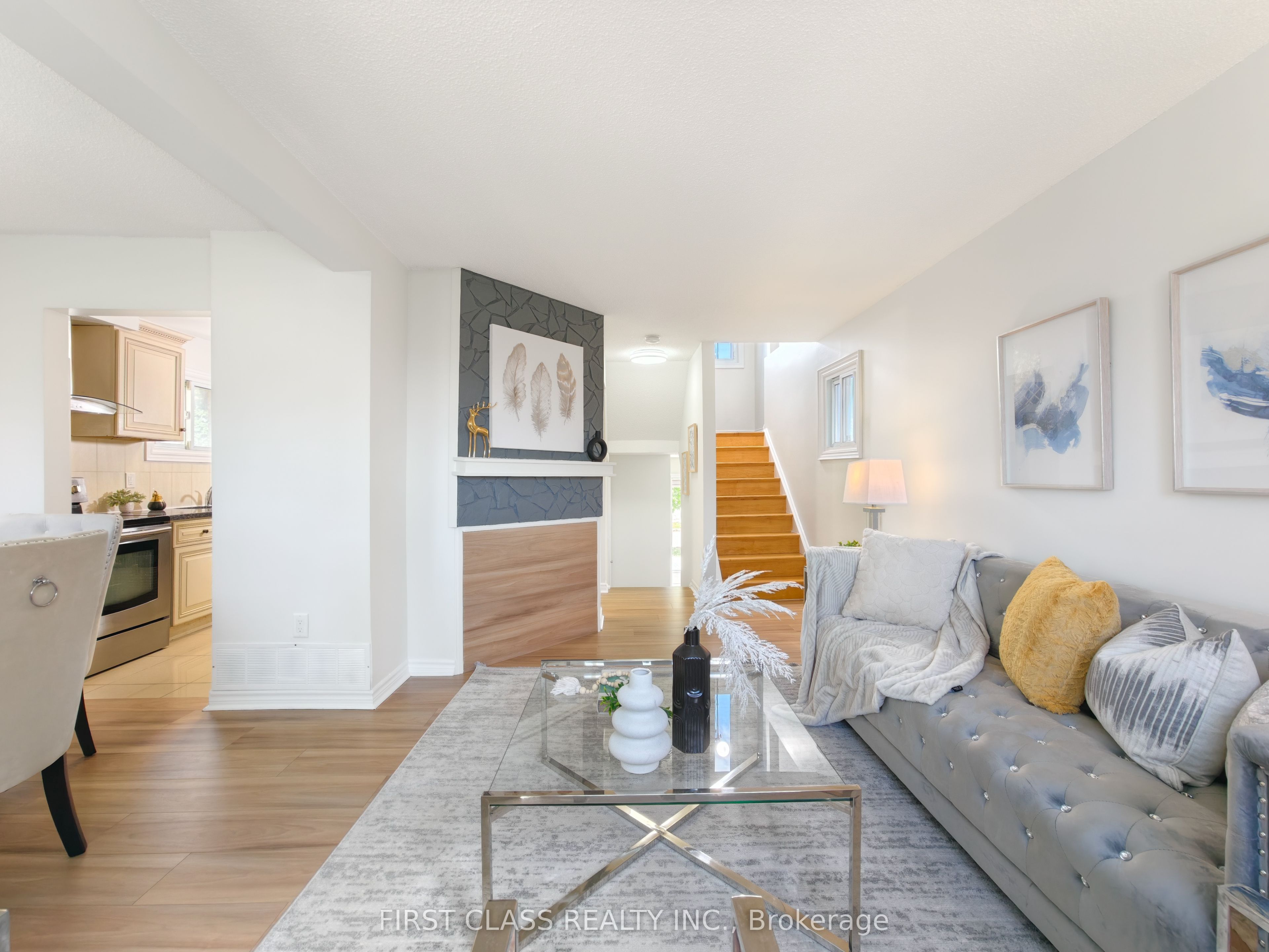 62 Muirlands Drive, Toronto, ON M1V 2B4 photo 5