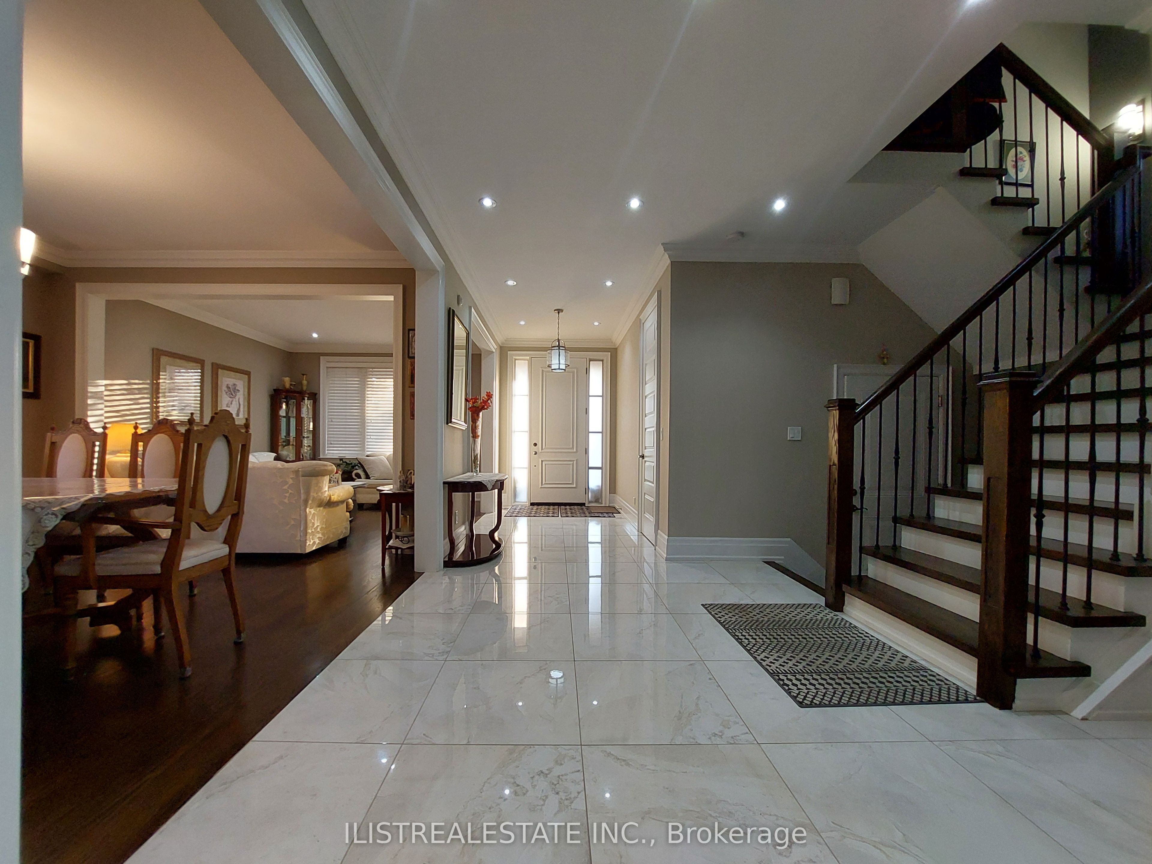 59 Princemere Crescent, Toronto, ON M1R 3X1 photo 2