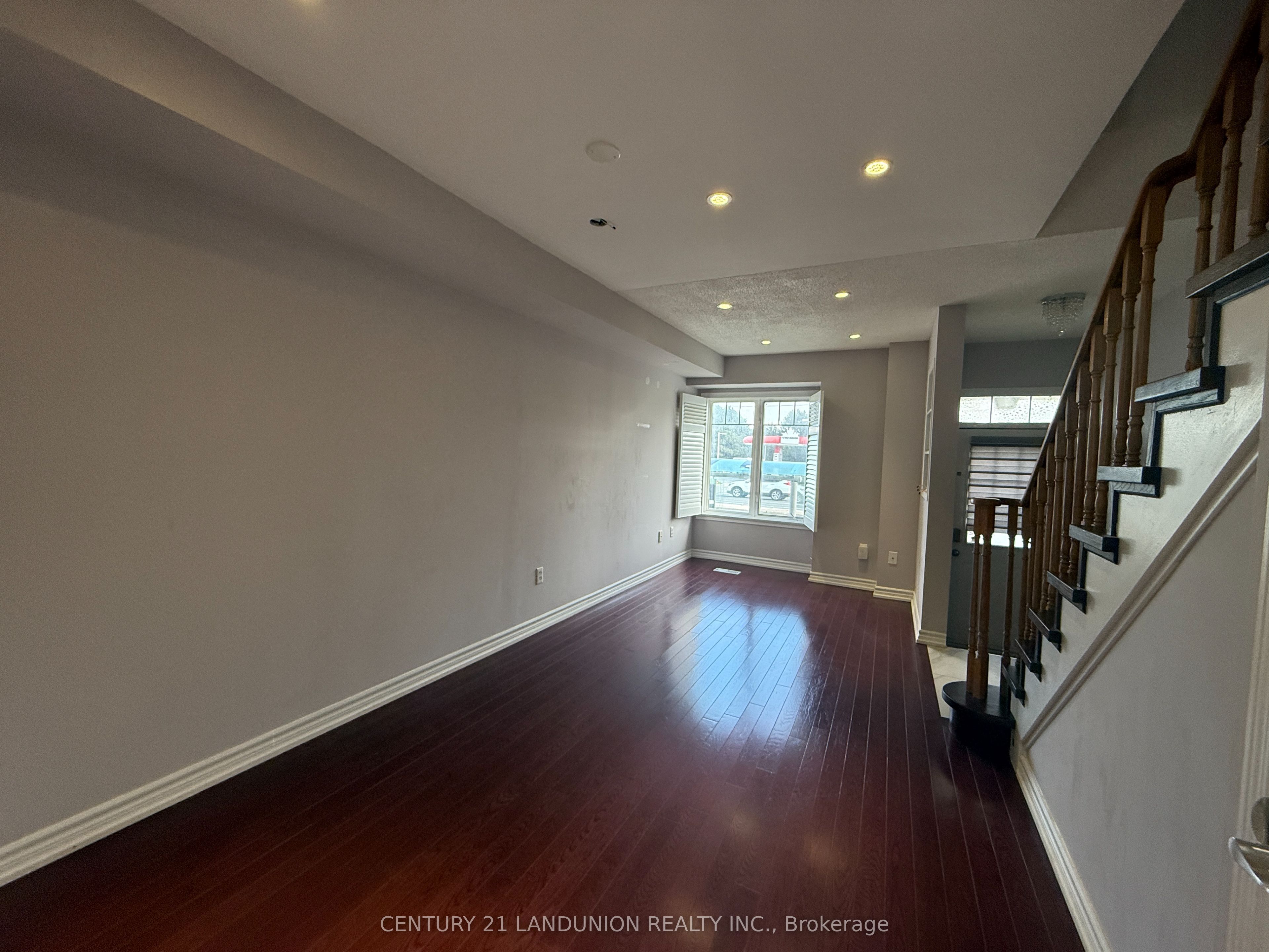 9544 Sheppard Avenue E, Toronto, ON M1B 5Z4 photo 3