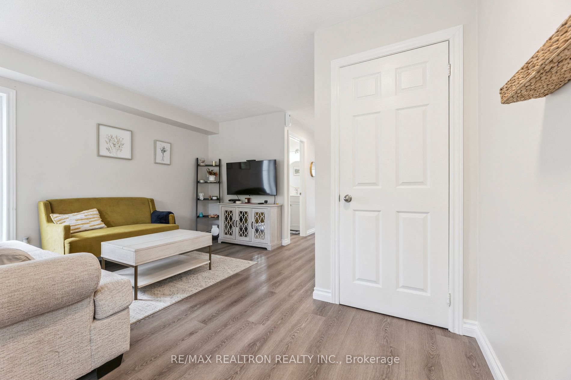 27 Haverhill Crescent, Whitby, ON L1R 3E7 photo 4