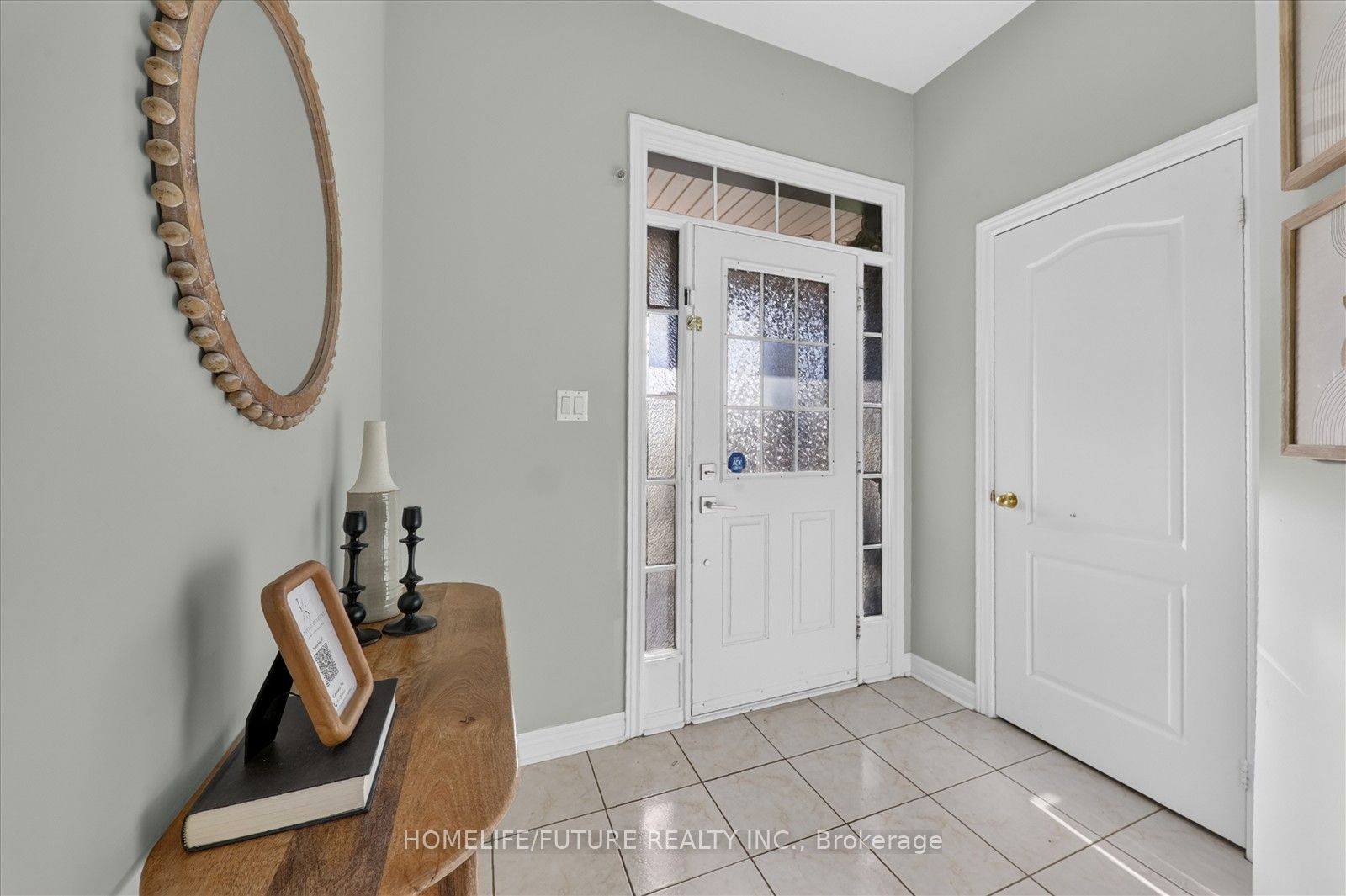 65 Middlecote Drive, Ajax, ON L1T 0A1 photo 3